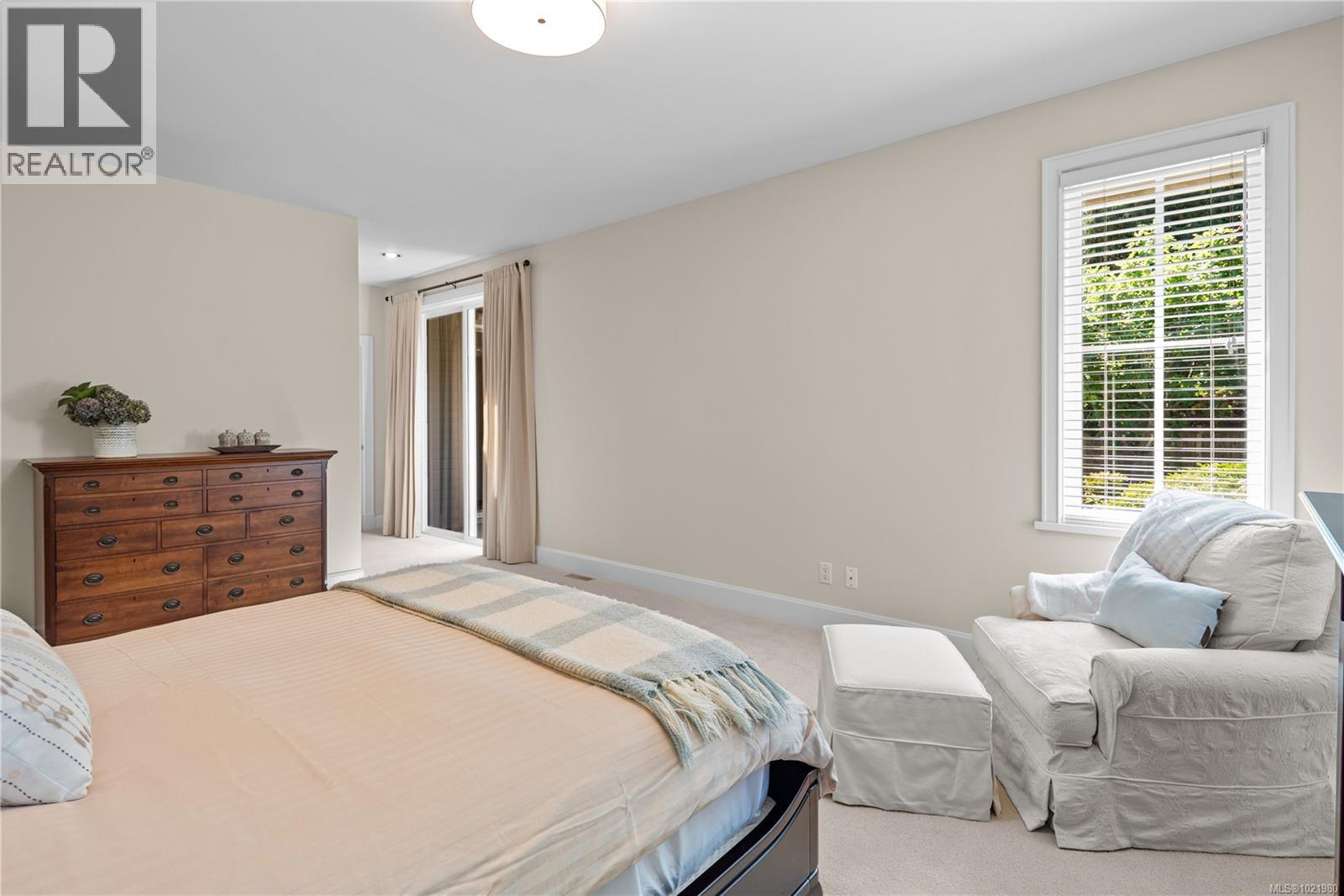 4520 Limerick Lane, Saanich