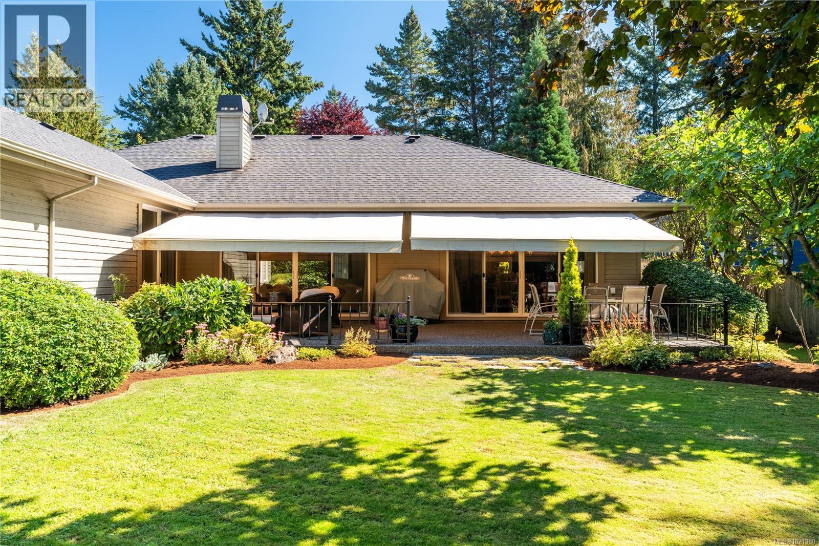 4520 Limerick Lane, Saanich