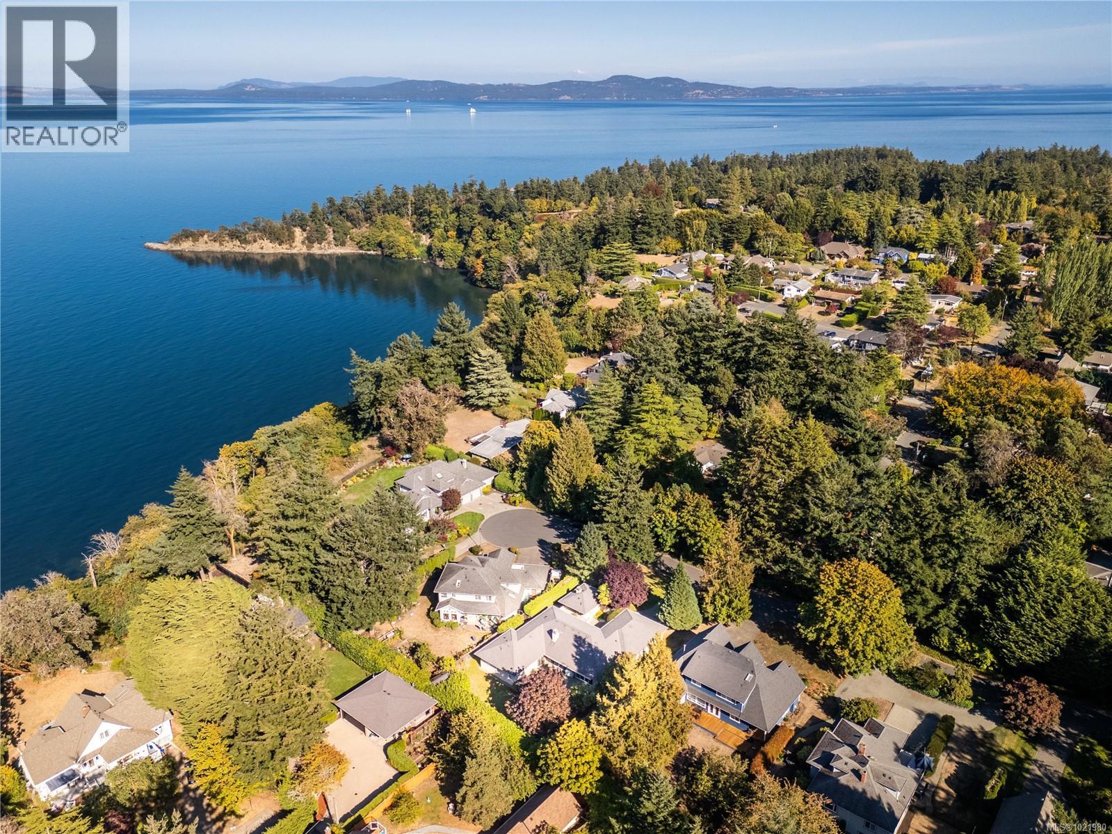 4520 Limerick Lane, Saanich