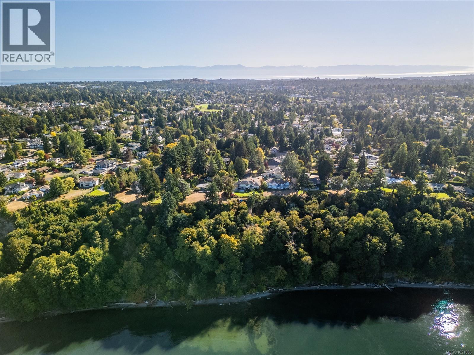 4520 Limerick Lane, Saanich