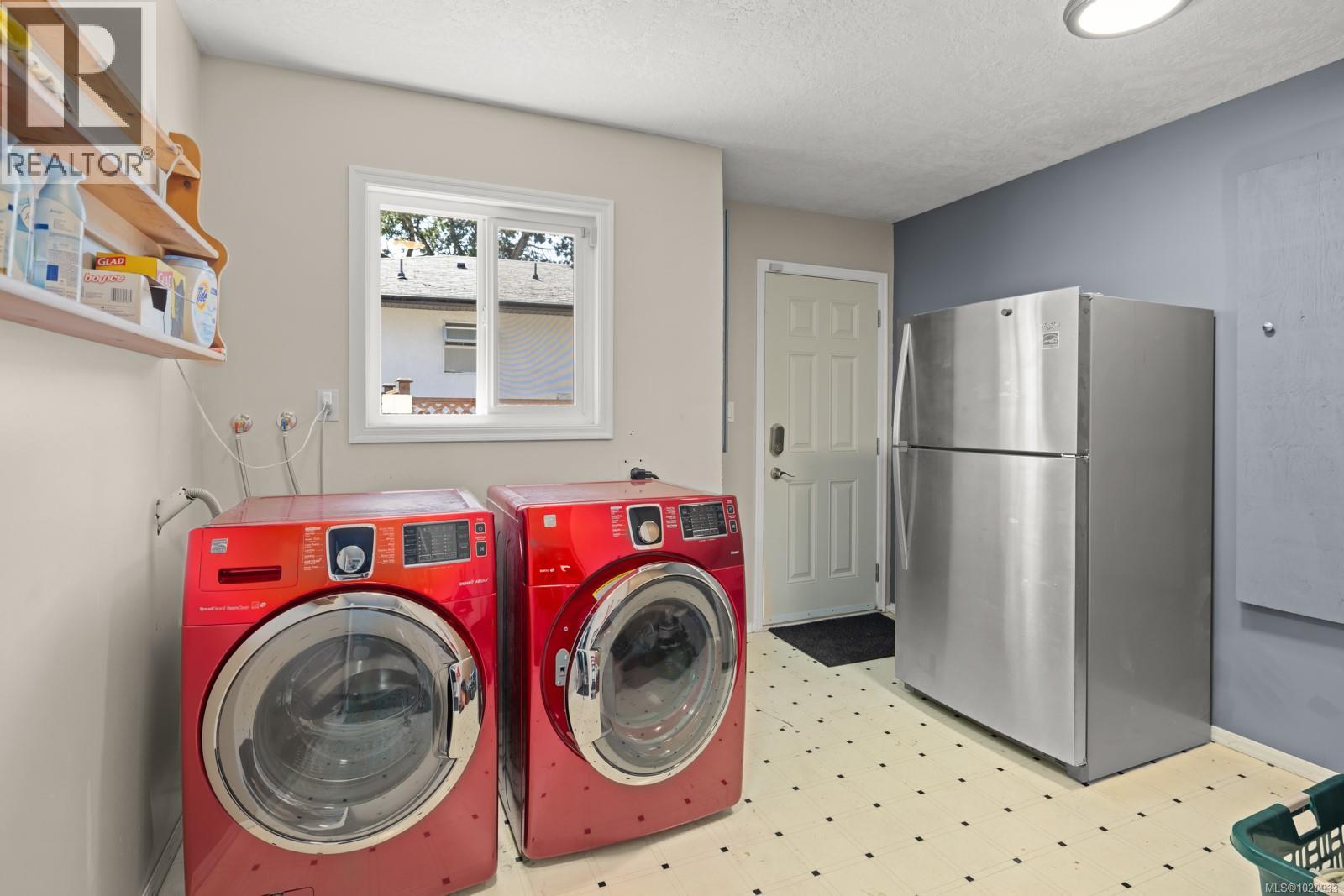 2889 Maurice Lane, Langford