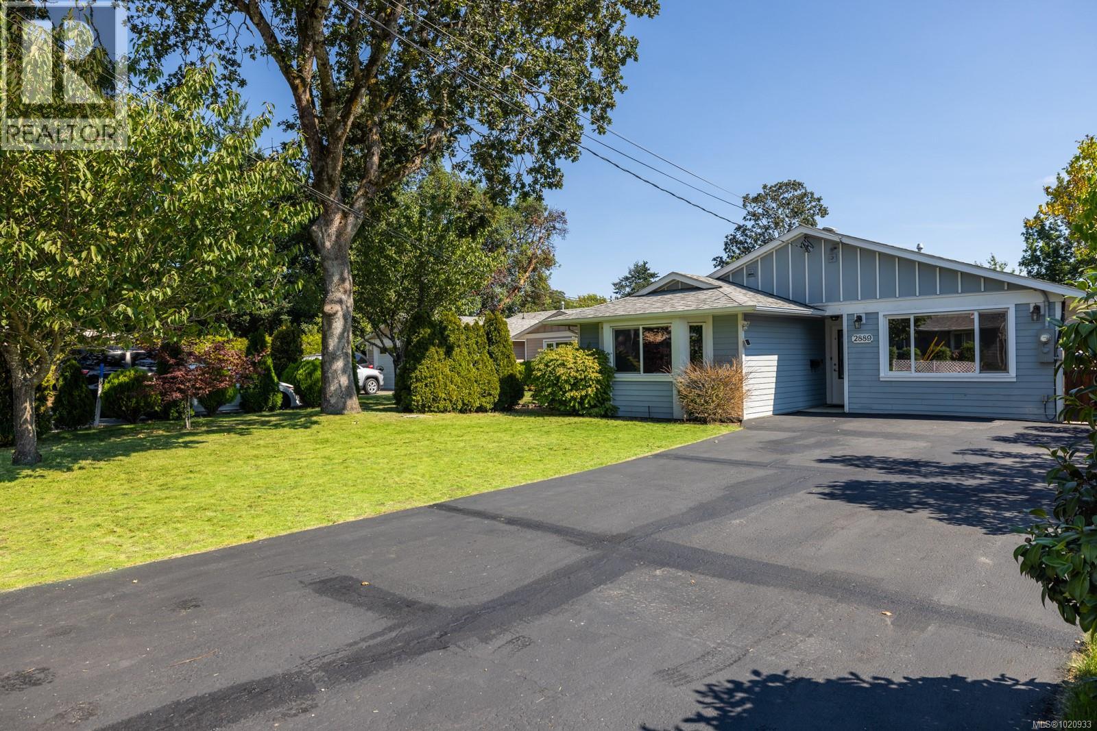 2889 Maurice Lane, Langford