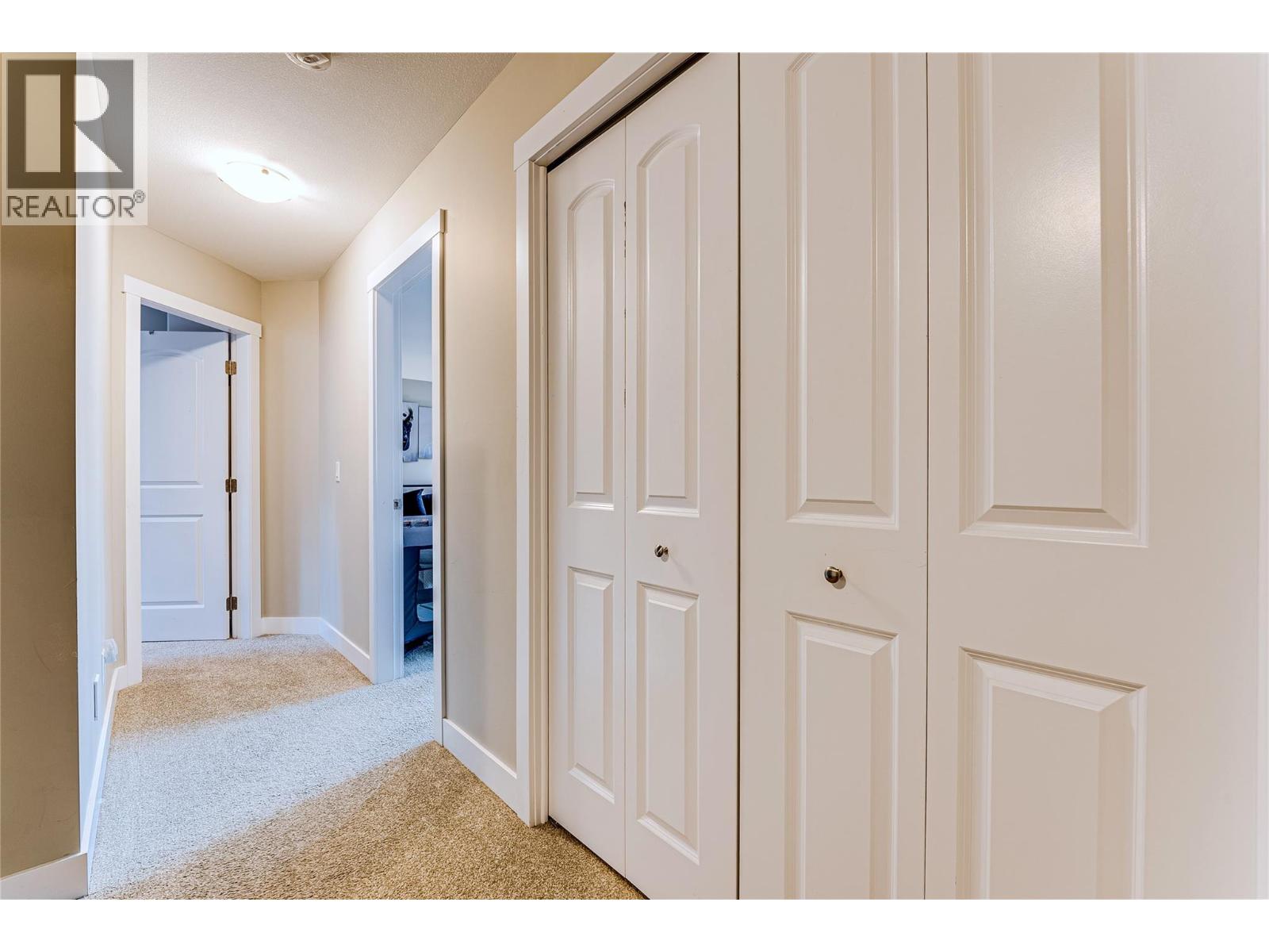 2893 Robinson Road Unit# 2, Lake Country