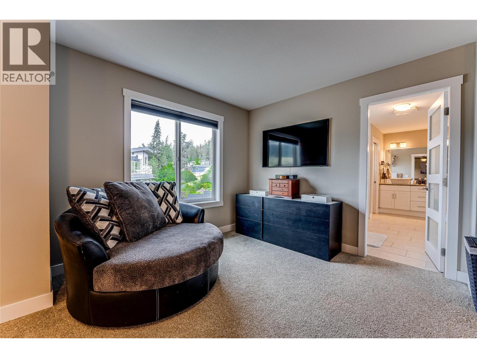 2893 Robinson Road Unit# 2, Lake Country