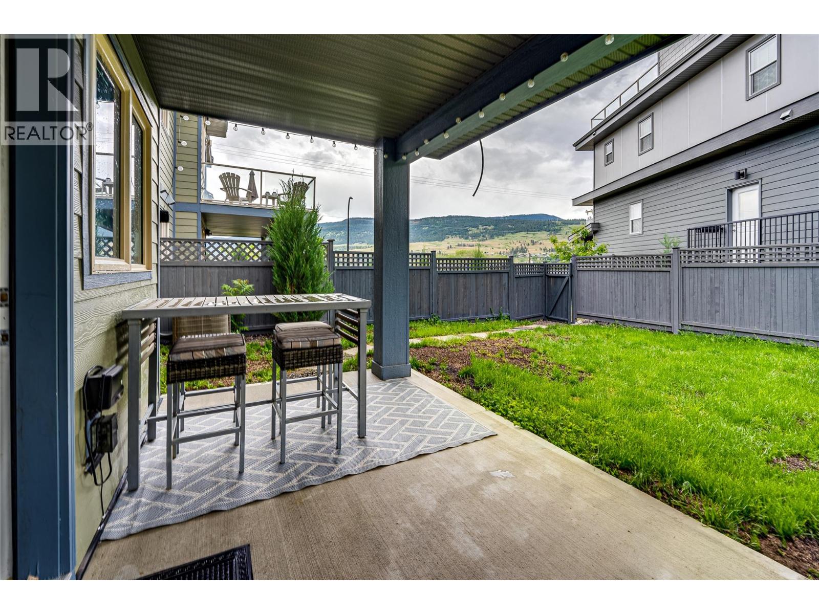 2893 Robinson Road Unit# 2, Lake Country