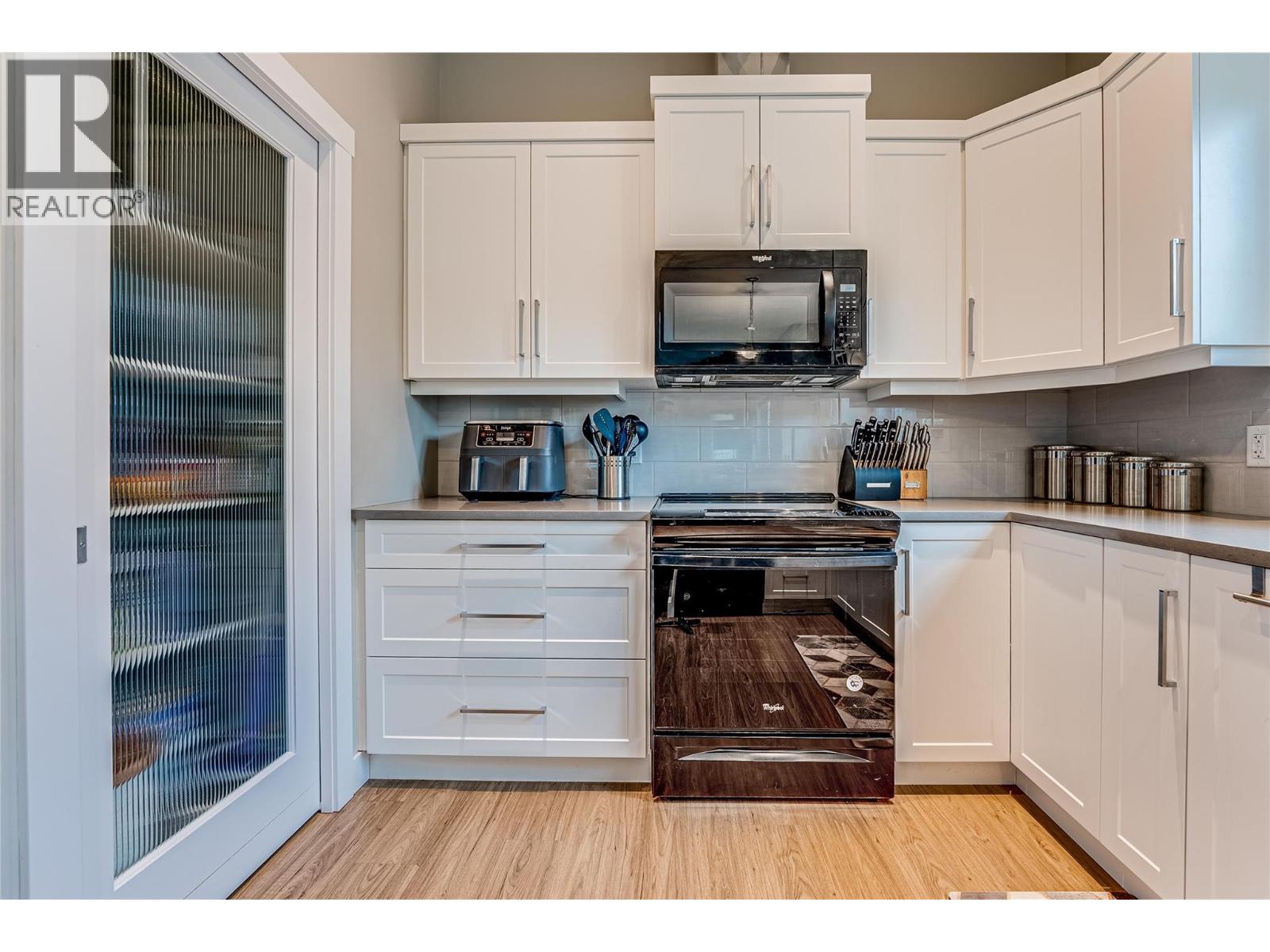 2893 Robinson Road Unit# 2, Lake Country