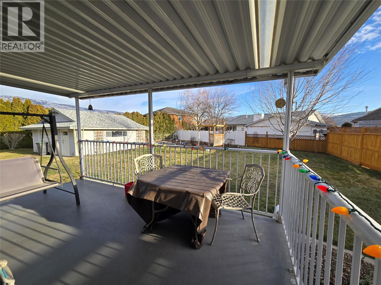 5897 Fairview Place, Oliver