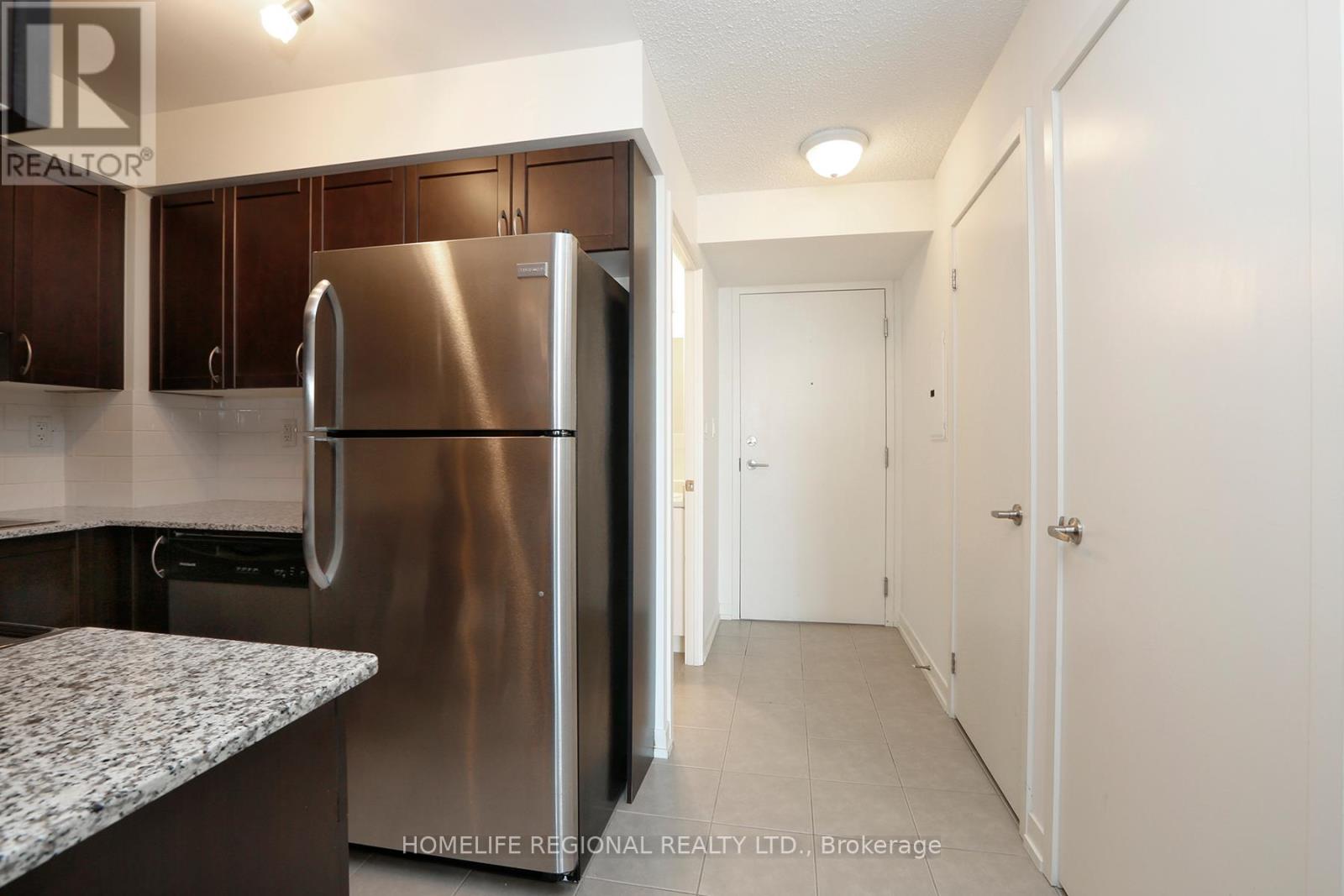 #1015 816 LANSDOWNE AVENUE - 5