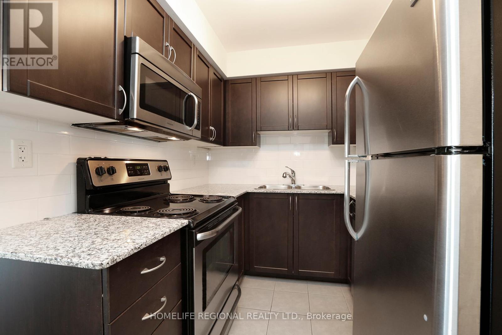 #1015 816 LANSDOWNE AVENUE - 7