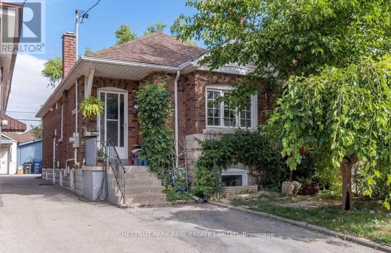 Listing photo of LOWER - 110 LIVINGSTONE AVENUE
