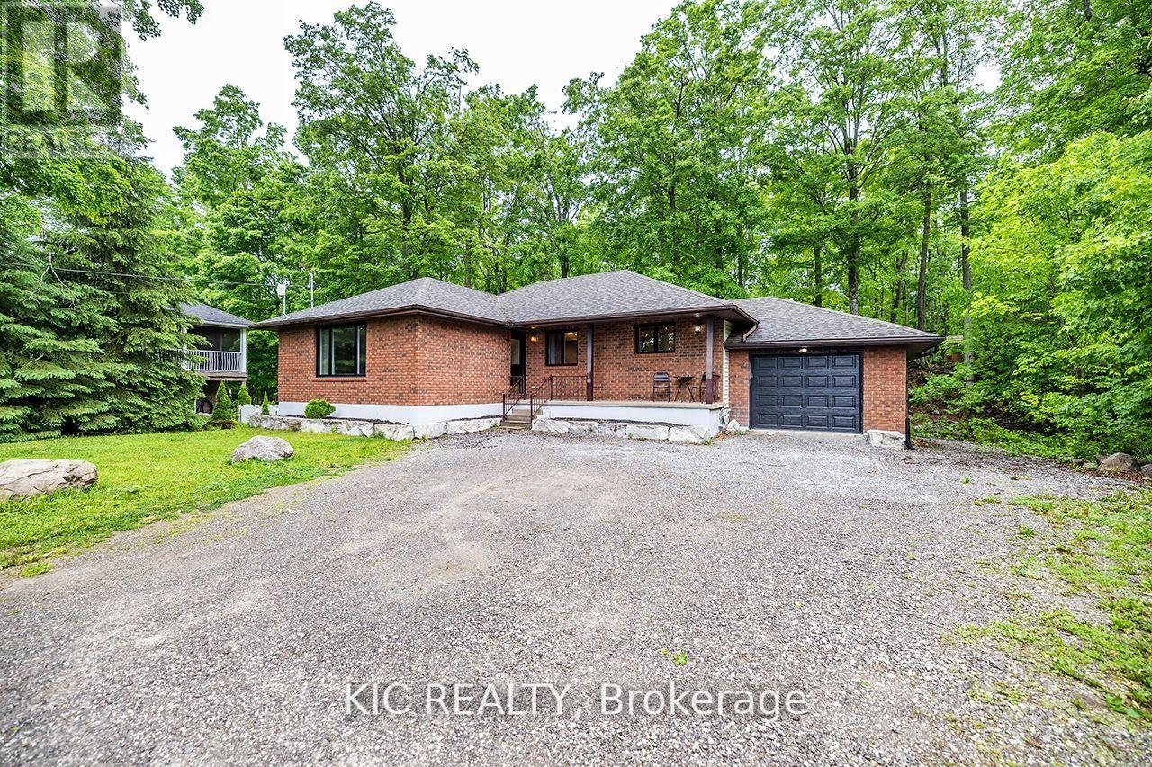 6 SUMCOT DRIVE - Photo 3 of 34, Trent Lakes, Ontario