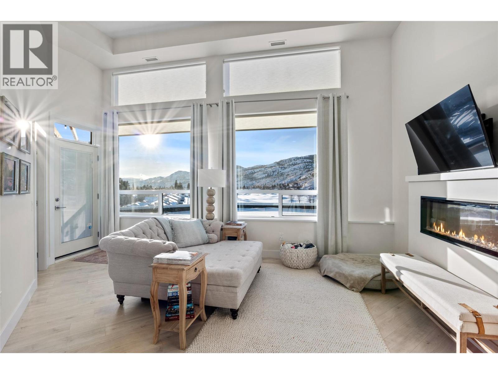 651 DUNES Drive Unit# 401, Kamloops