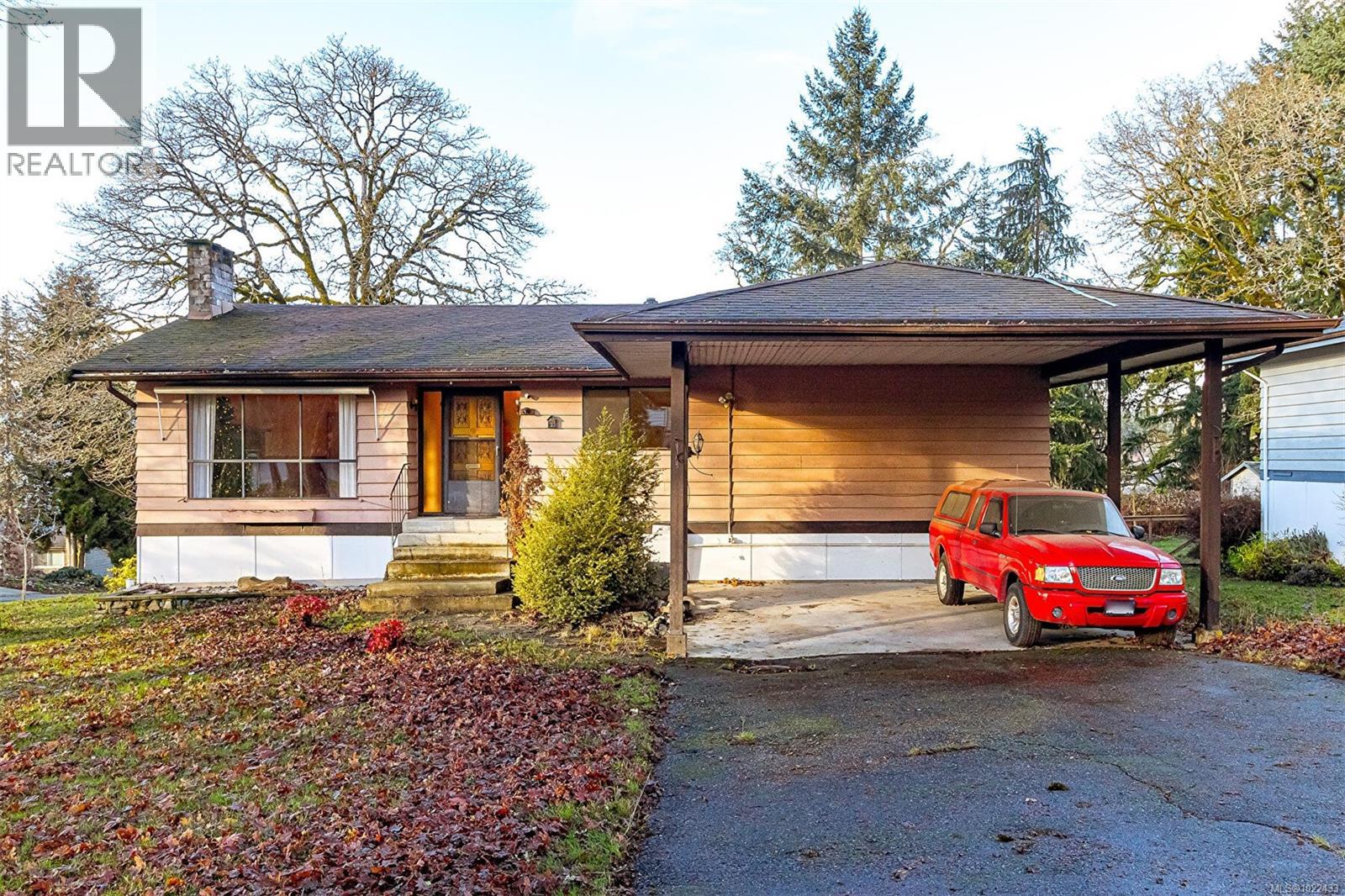 6026 Hyacinth Pl, Duncan