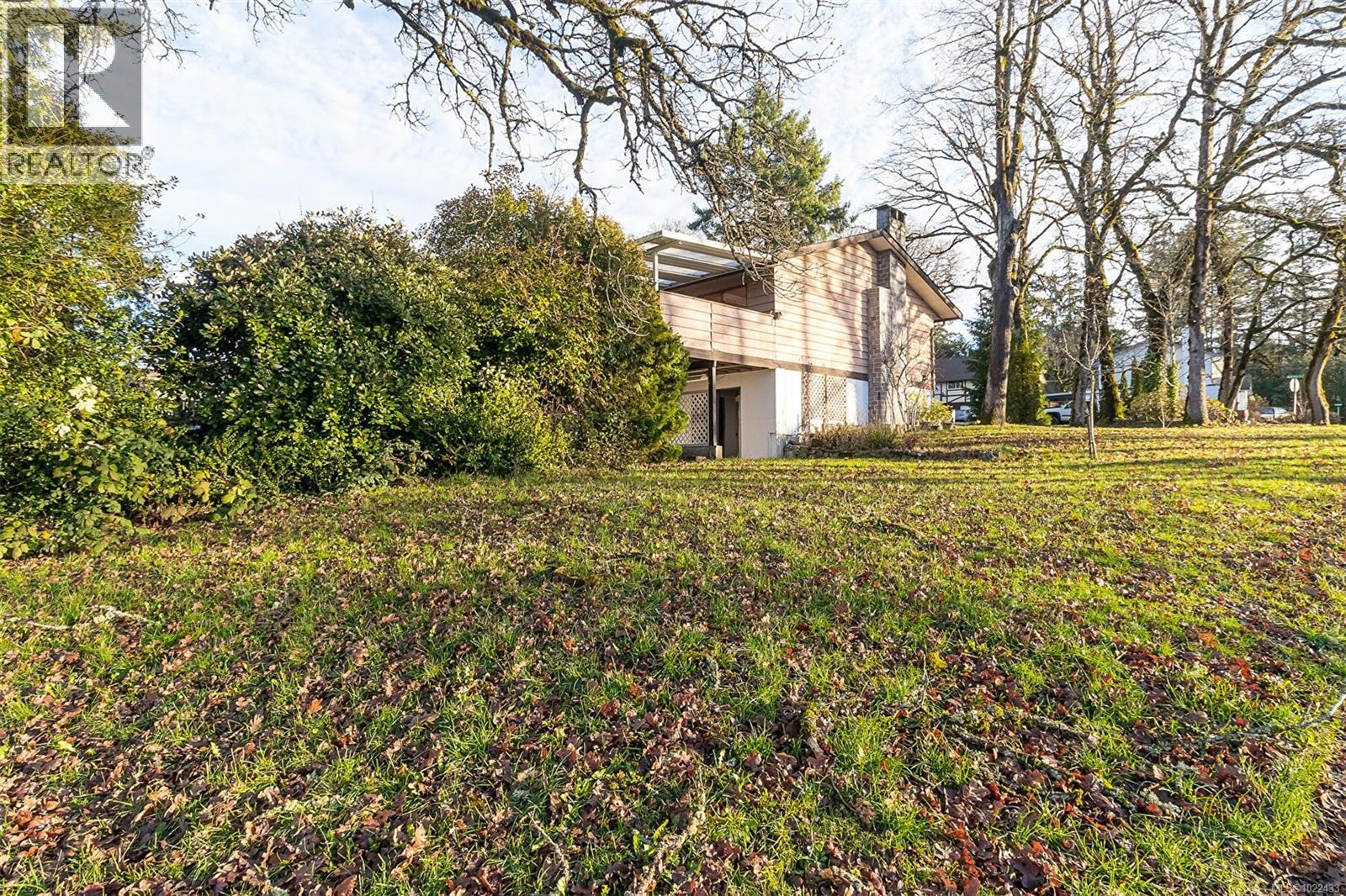 6026 Hyacinth Pl, Duncan