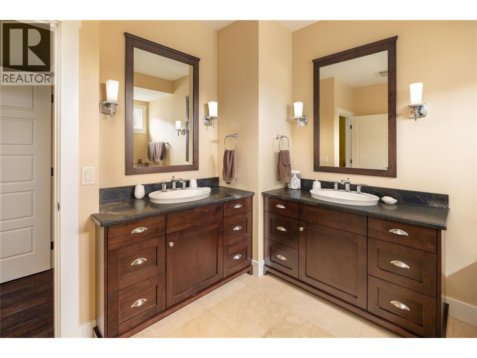  4182 Gallaghers Fairway South, Kelowna