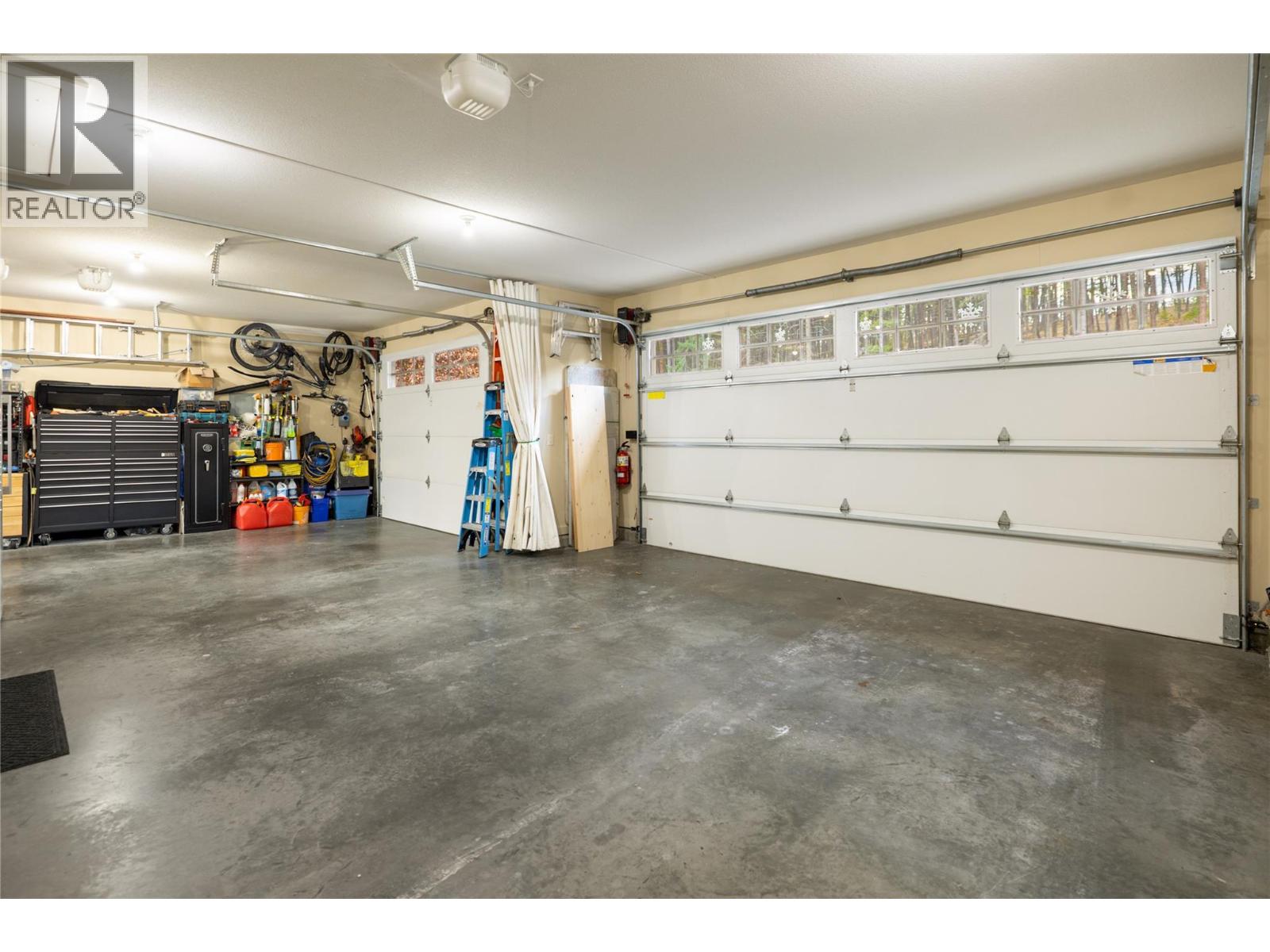  4182 Gallaghers Fairway South, Kelowna