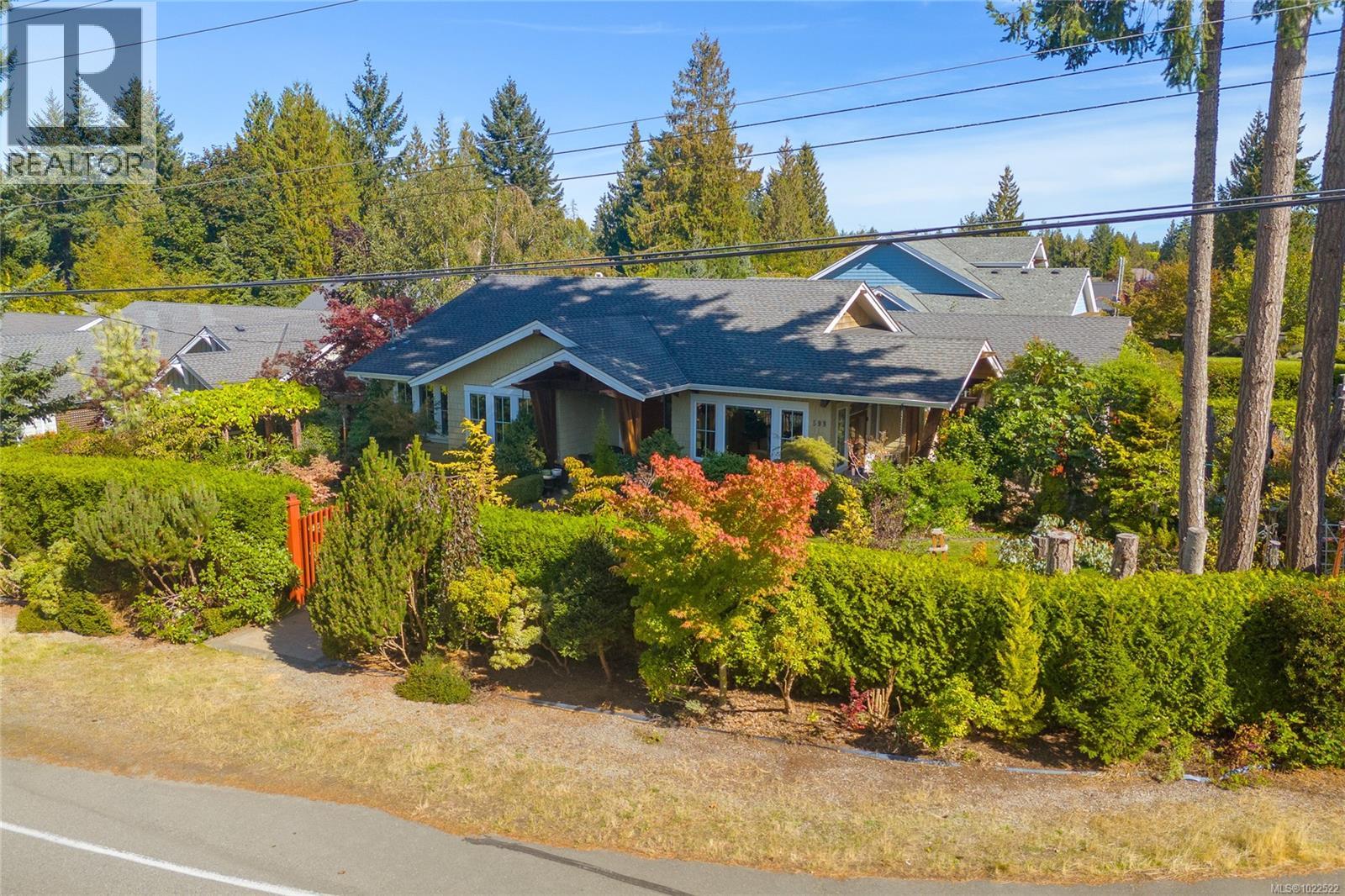 598 Arbutus St, Qualicum Beach