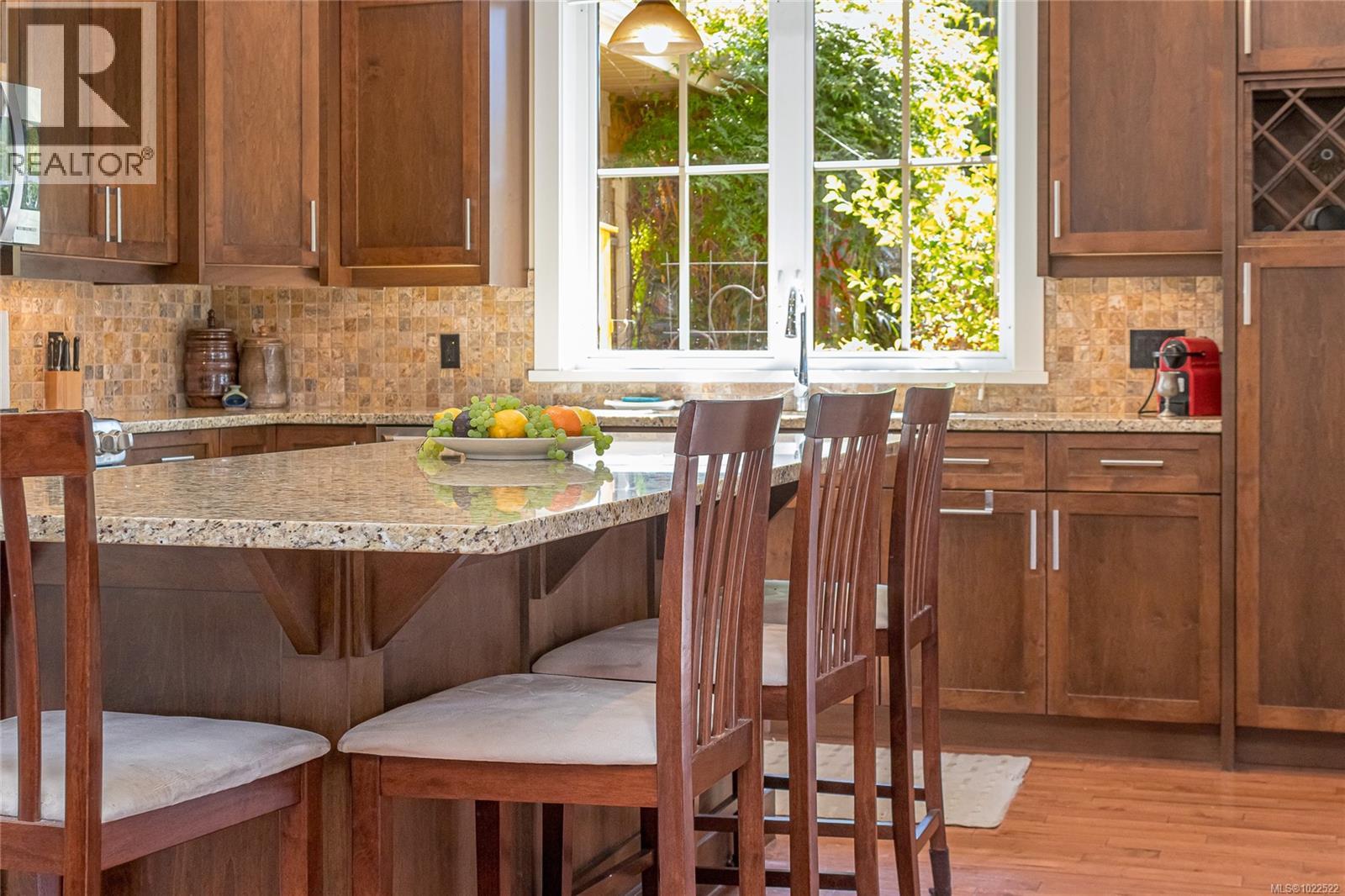 598 Arbutus St, Qualicum Beach