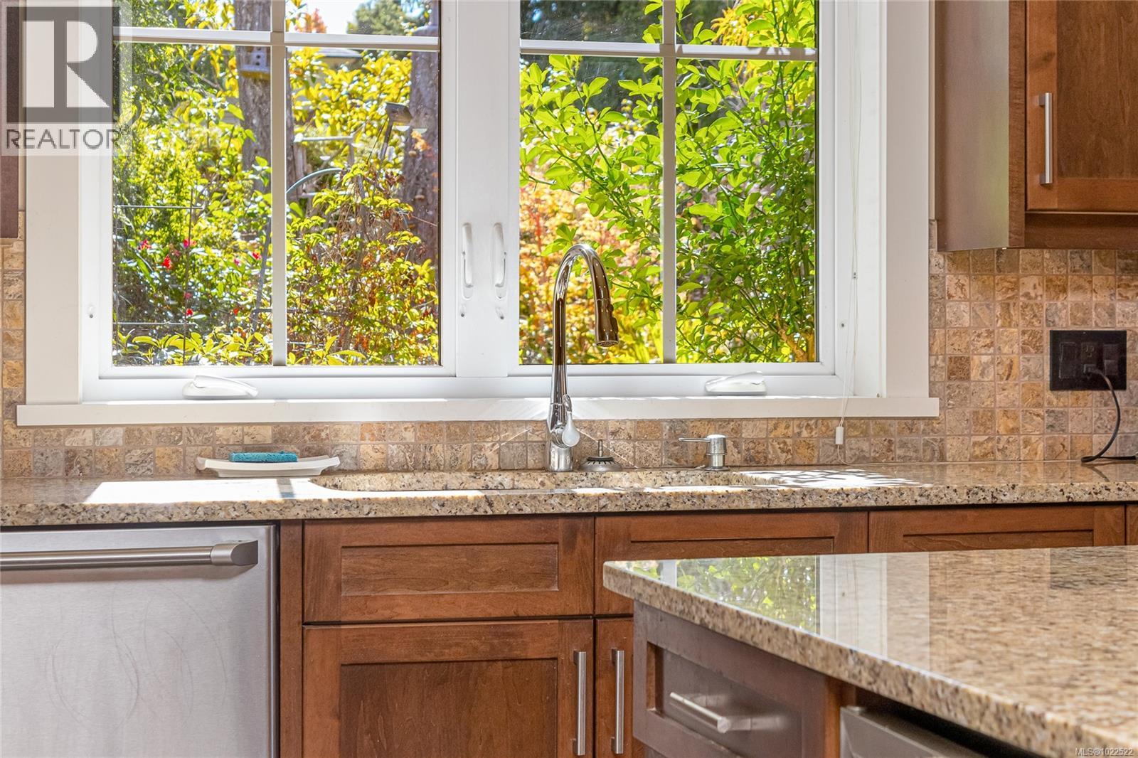 598 Arbutus St, Qualicum Beach