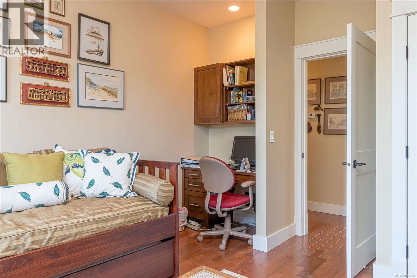 598 Arbutus St, Qualicum Beach