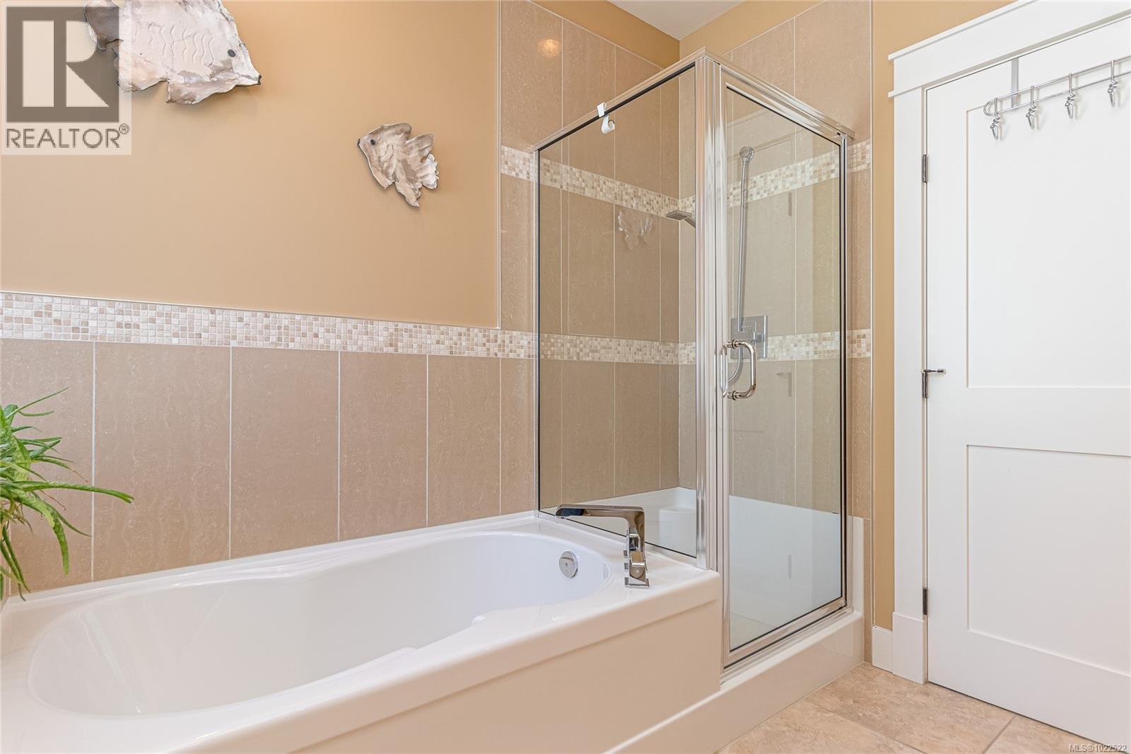 598 Arbutus St, Qualicum Beach