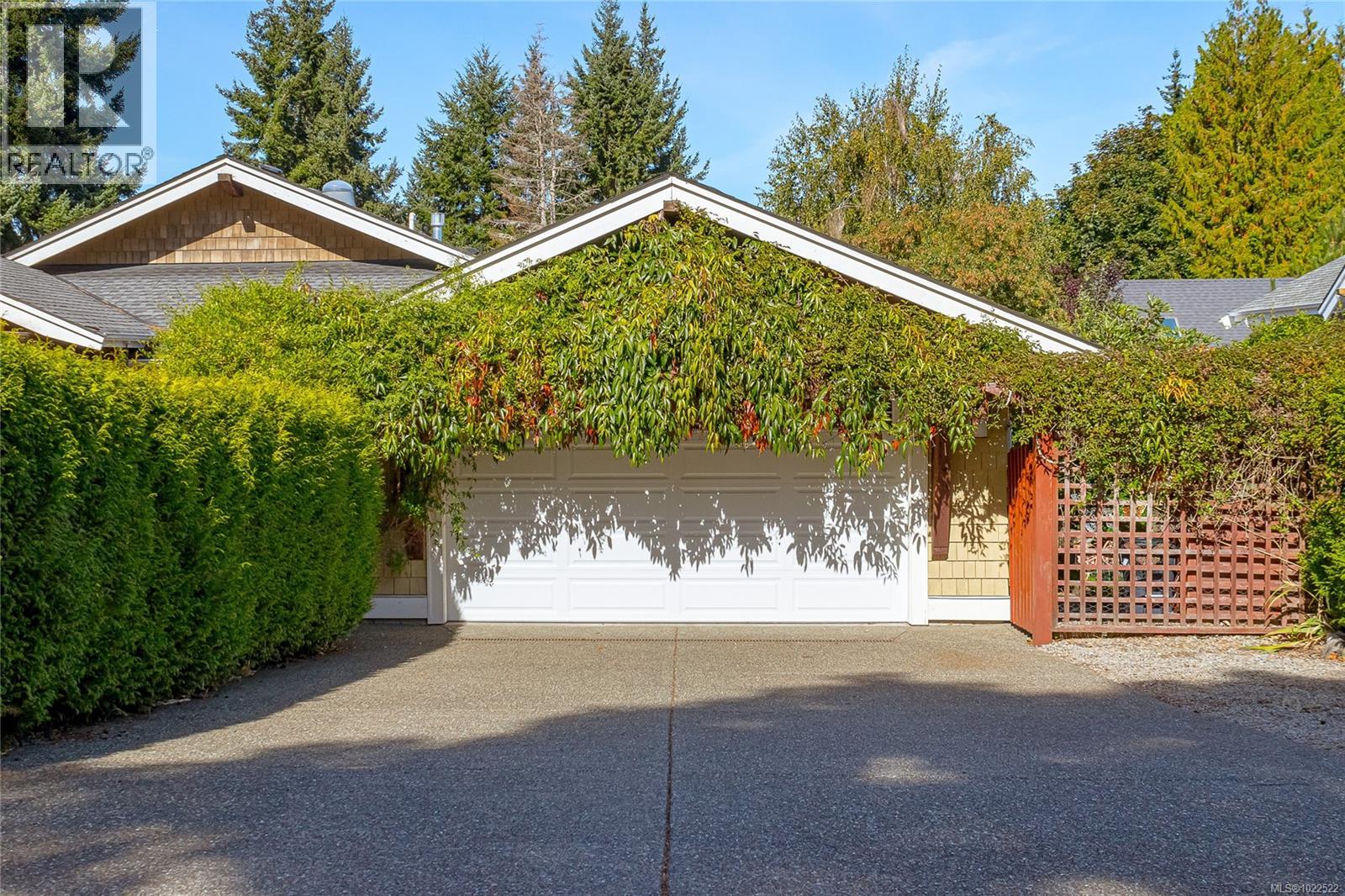 598 Arbutus St, Qualicum Beach