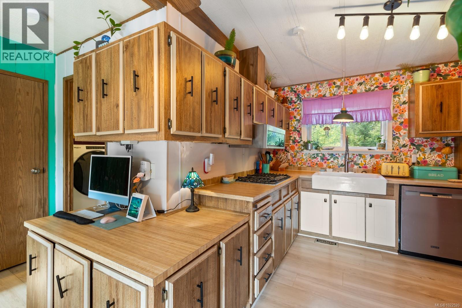 4738 Oakridge Dr, Courtenay