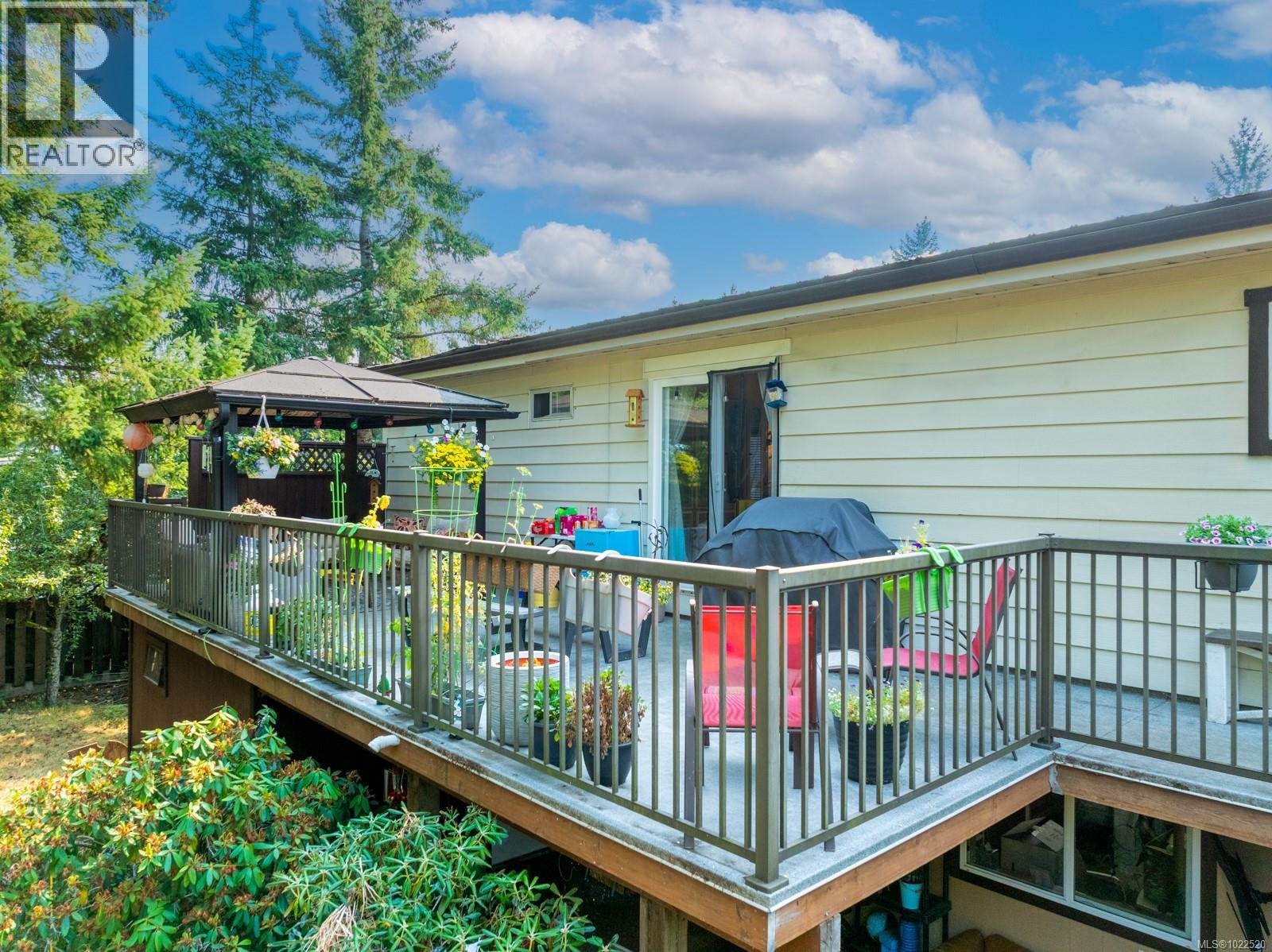 4738 Oakridge Dr, Courtenay