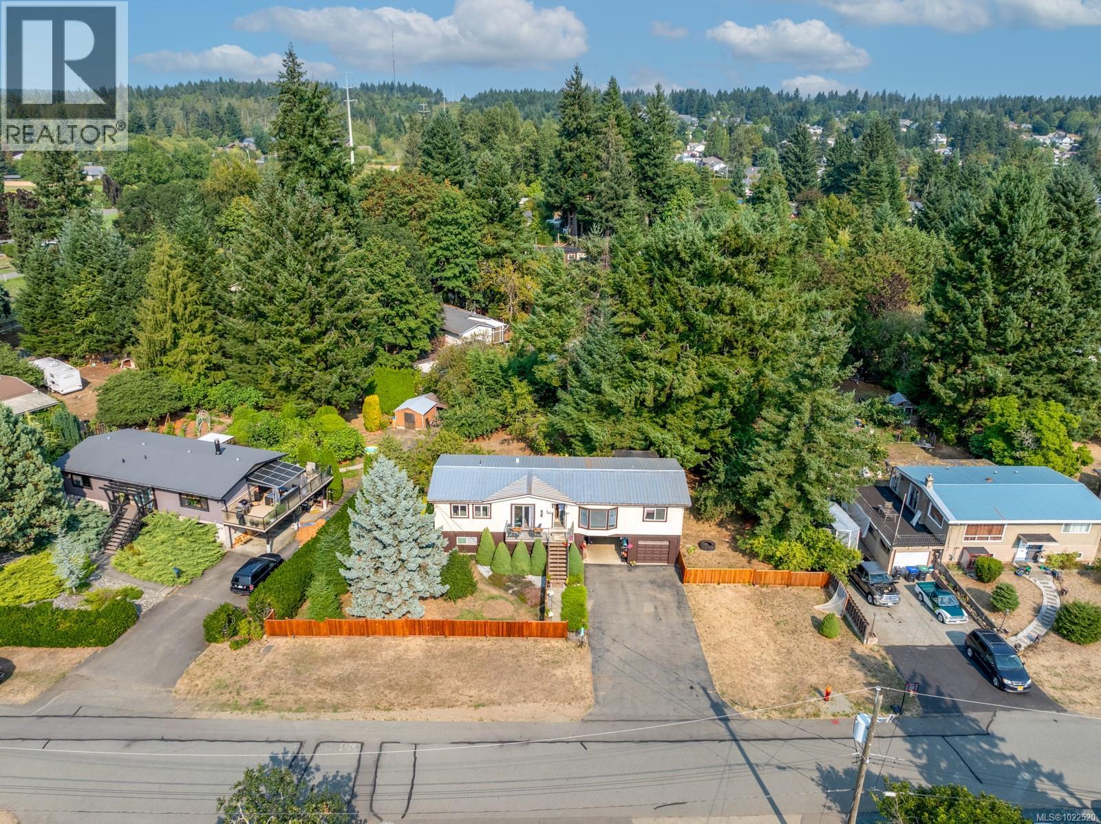 4738 Oakridge Dr, Courtenay