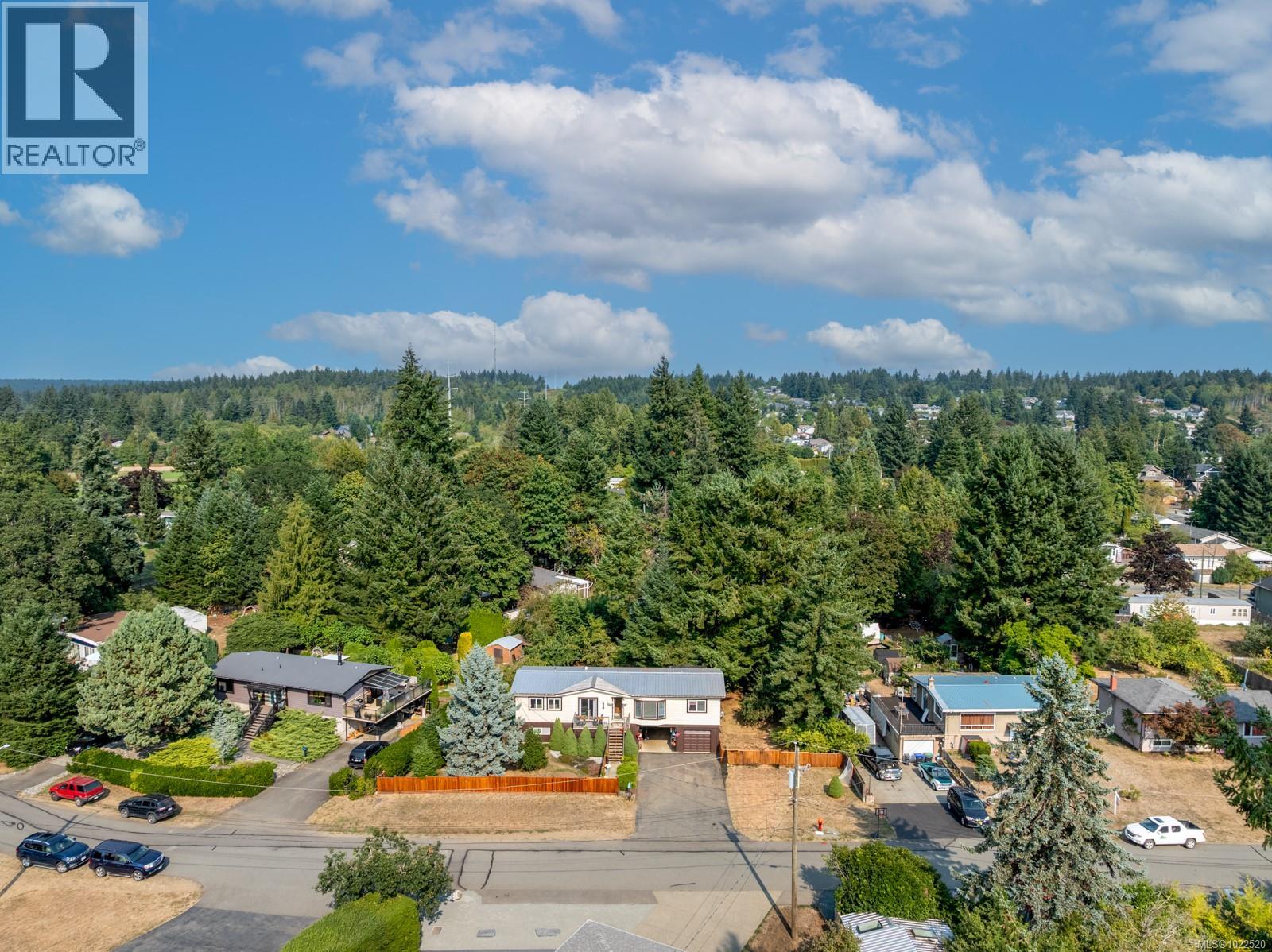 4738 Oakridge Dr, Courtenay