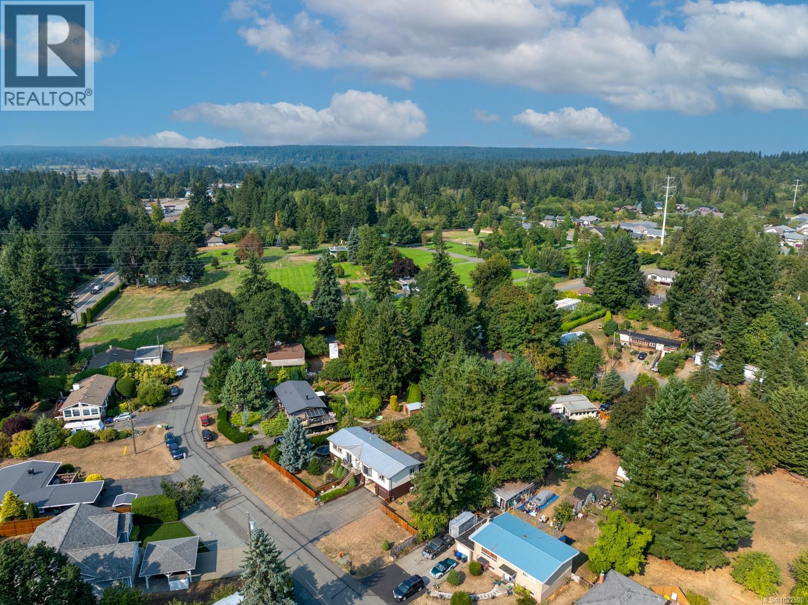 4738 Oakridge Dr, Courtenay