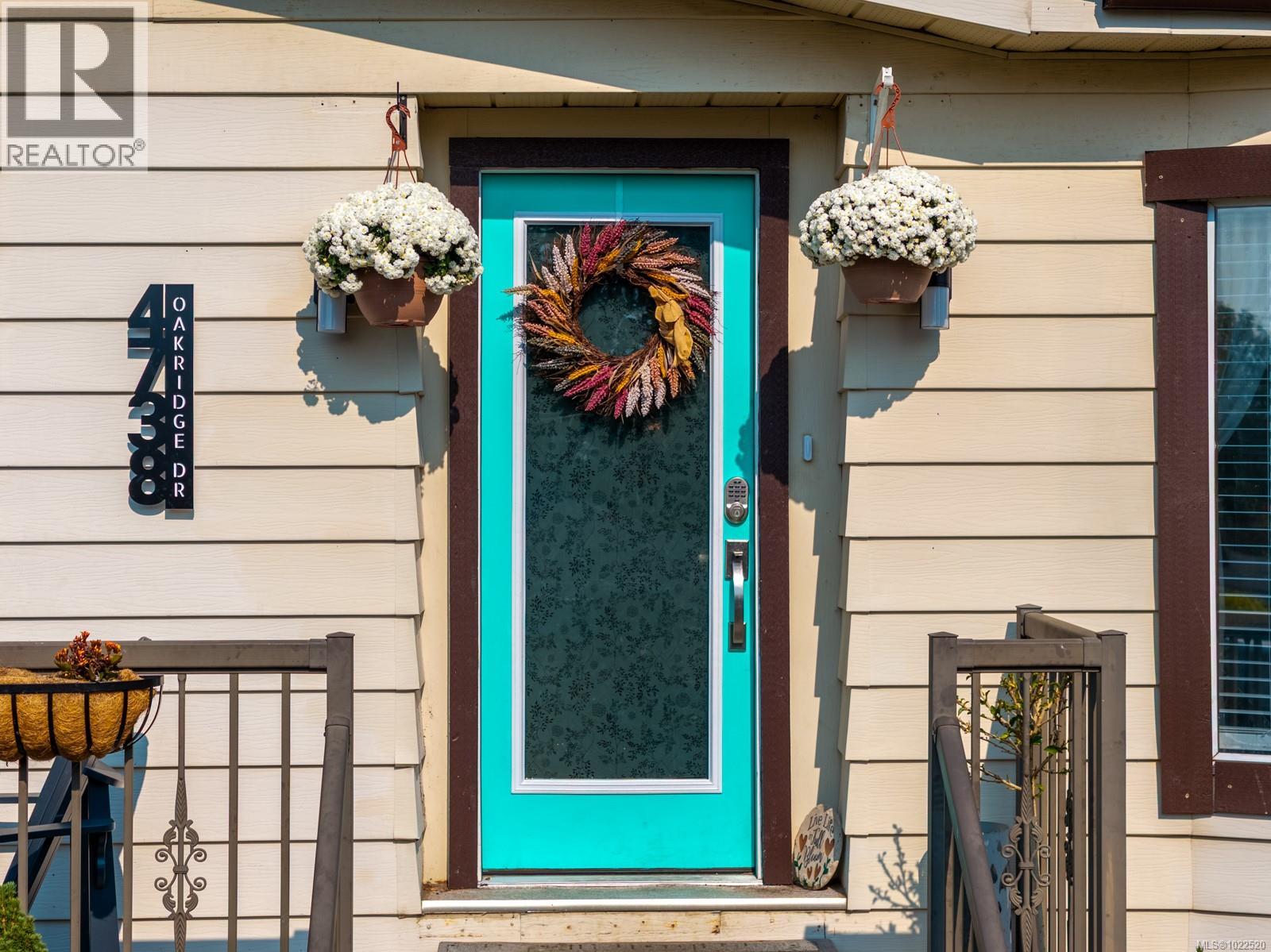 4738 Oakridge Dr, Courtenay