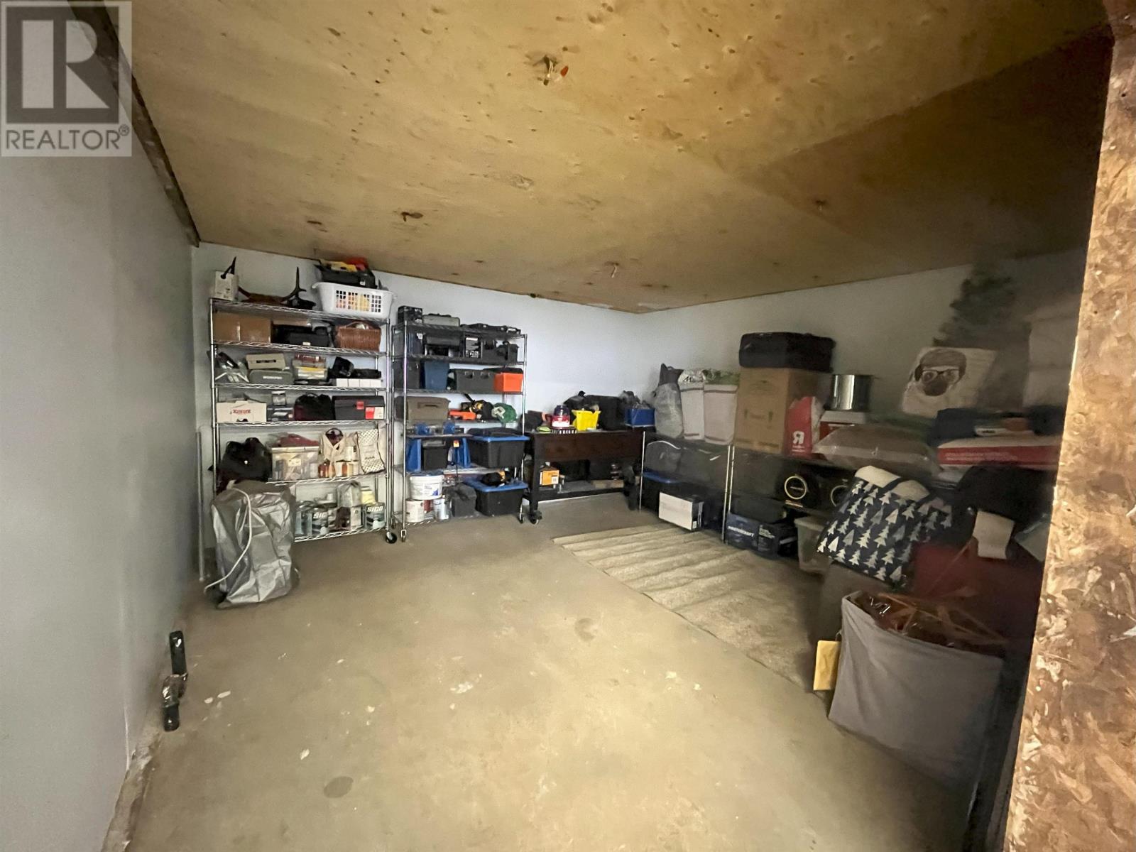 Property 36 of 50 of 6858 Highway 105