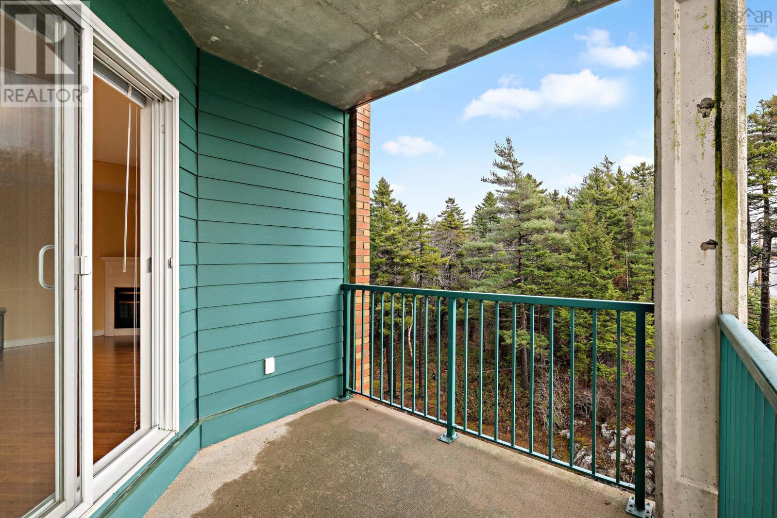 Property 31 of 39 of 404 114 Regency Park Drive