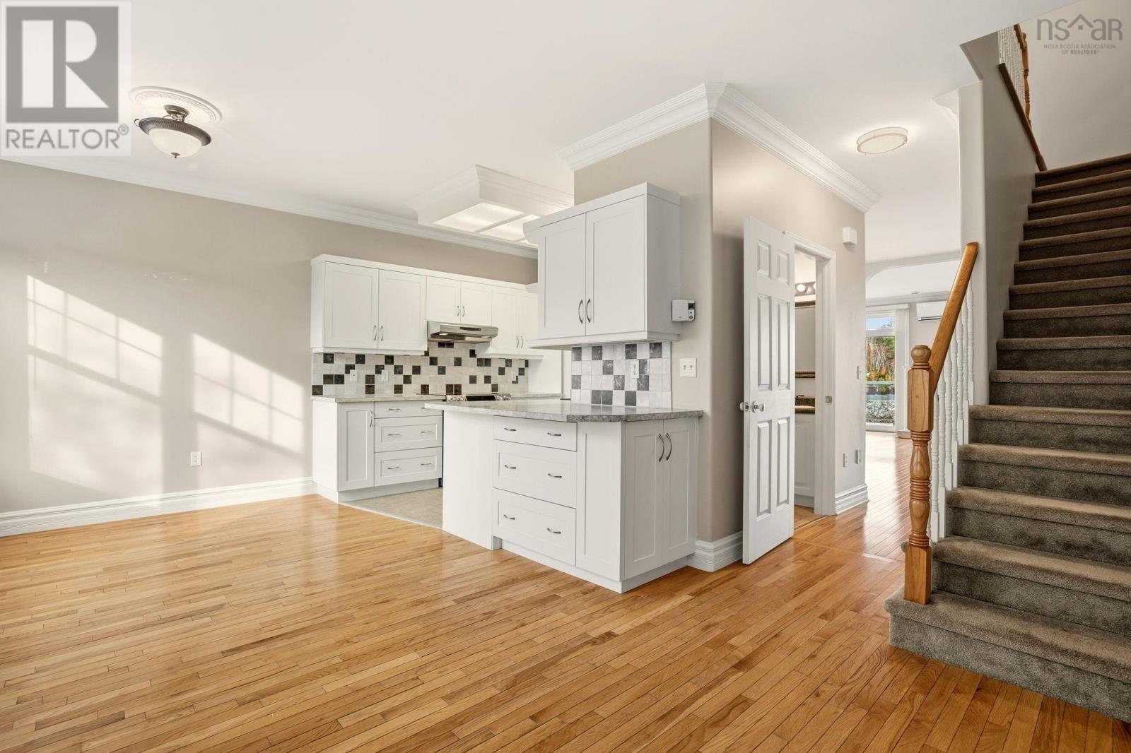 Property 25 of 46 of 4 Arthur Lismer Court