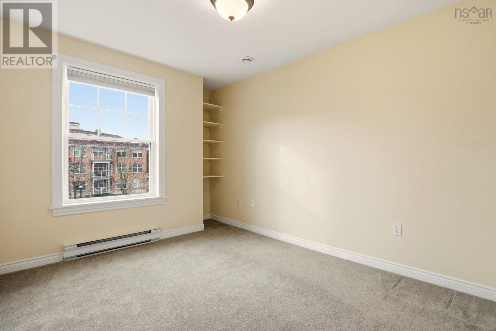 Property 19 of 46 of 4 Arthur Lismer Court