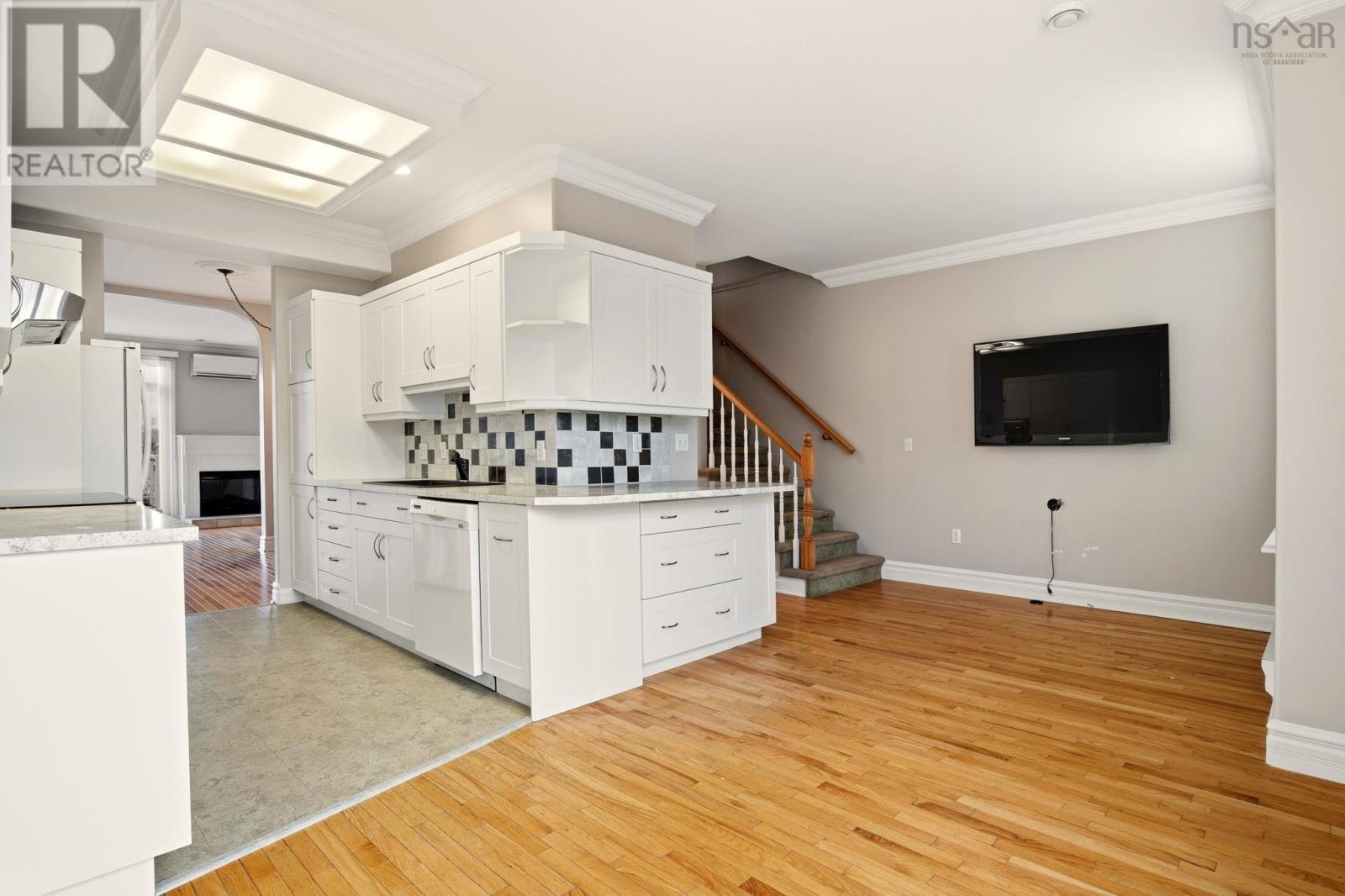 Property 43 of 46 of 4 Arthur Lismer Court