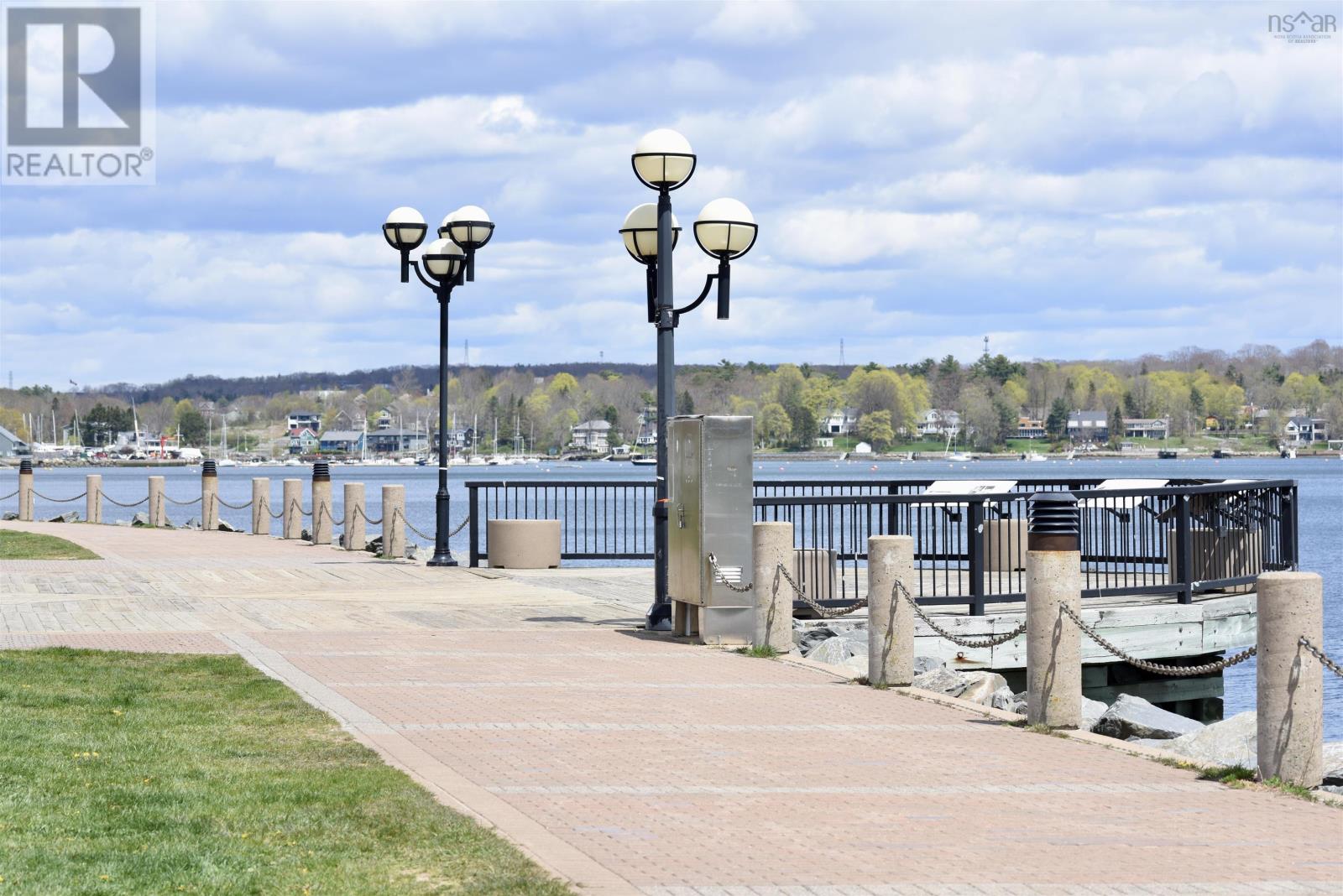 Property 32 of 46 of 4 Arthur Lismer Court