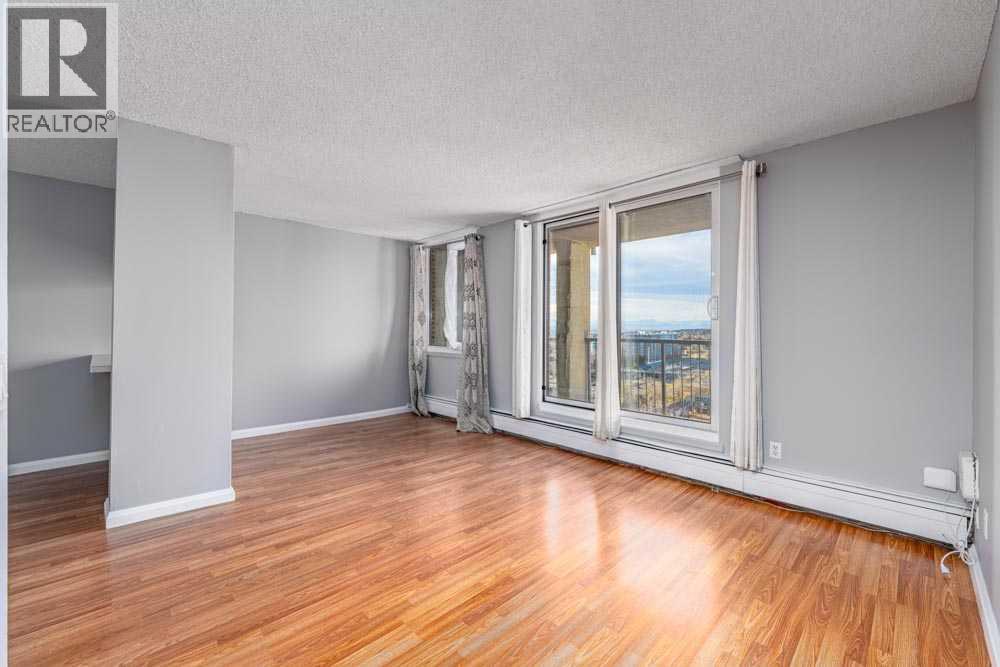 Single Family House for Sale in   Dalton Drive NW Dalhousie Calgary 