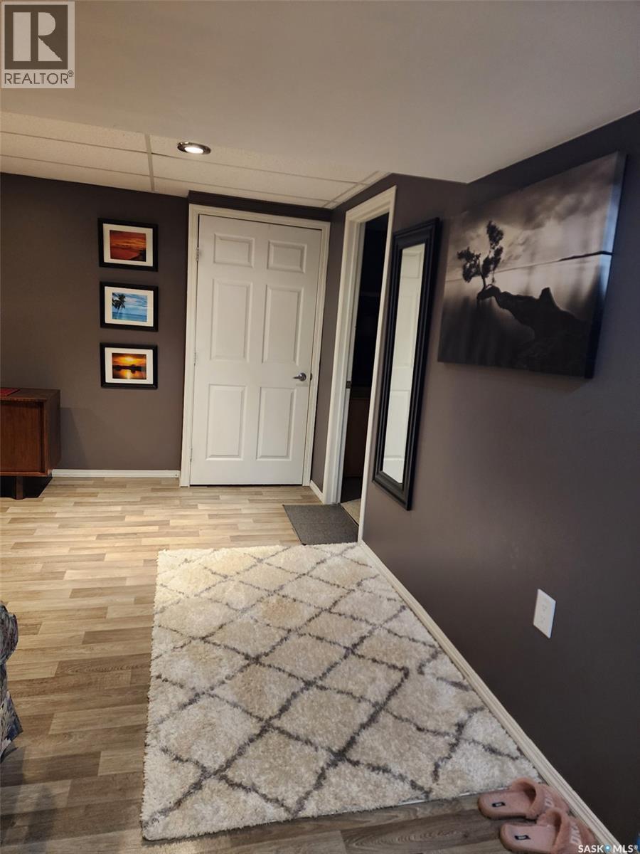1609 Warren AVENUE — photo 12