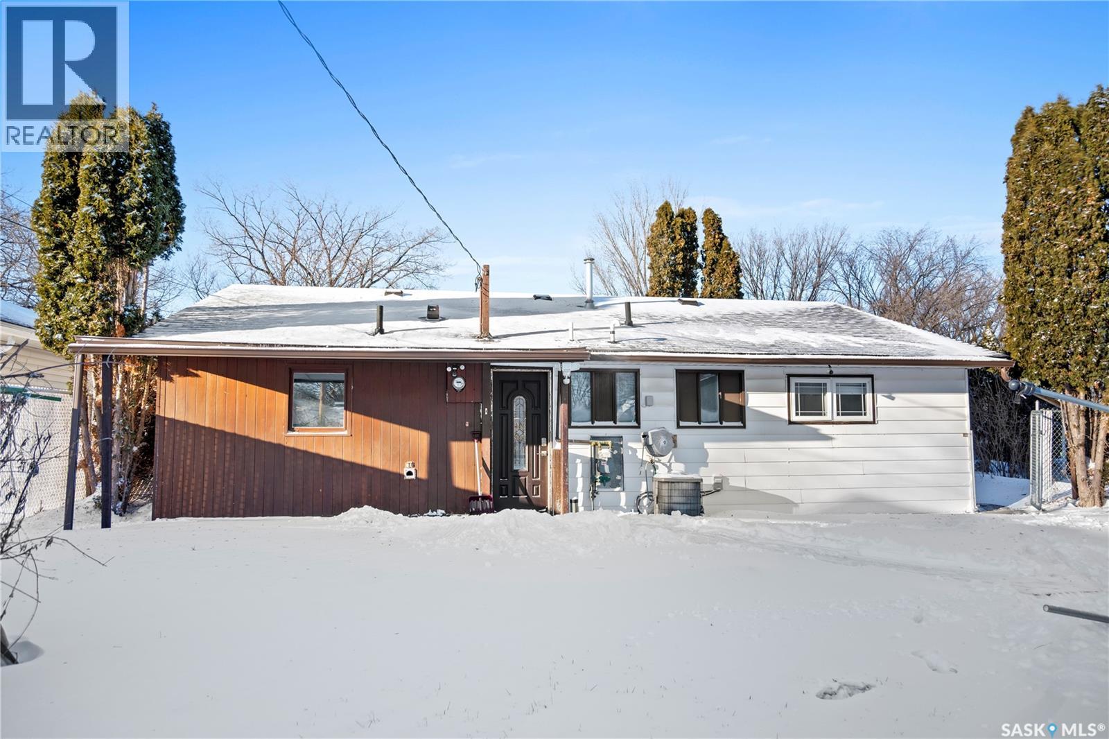 87 ROBINSON CRESCENT - 22