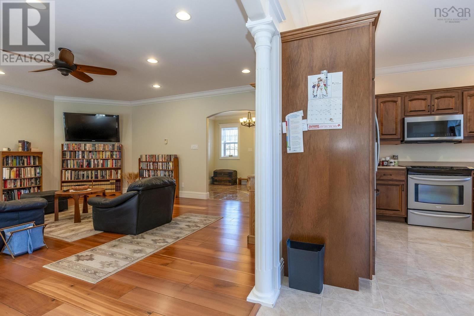 Property 39 of 49 of 103 Oakwood Drive