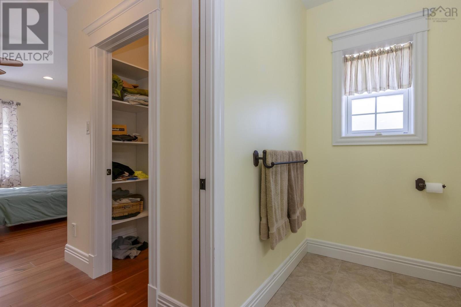 Property 31 of 49 of 103 Oakwood Drive