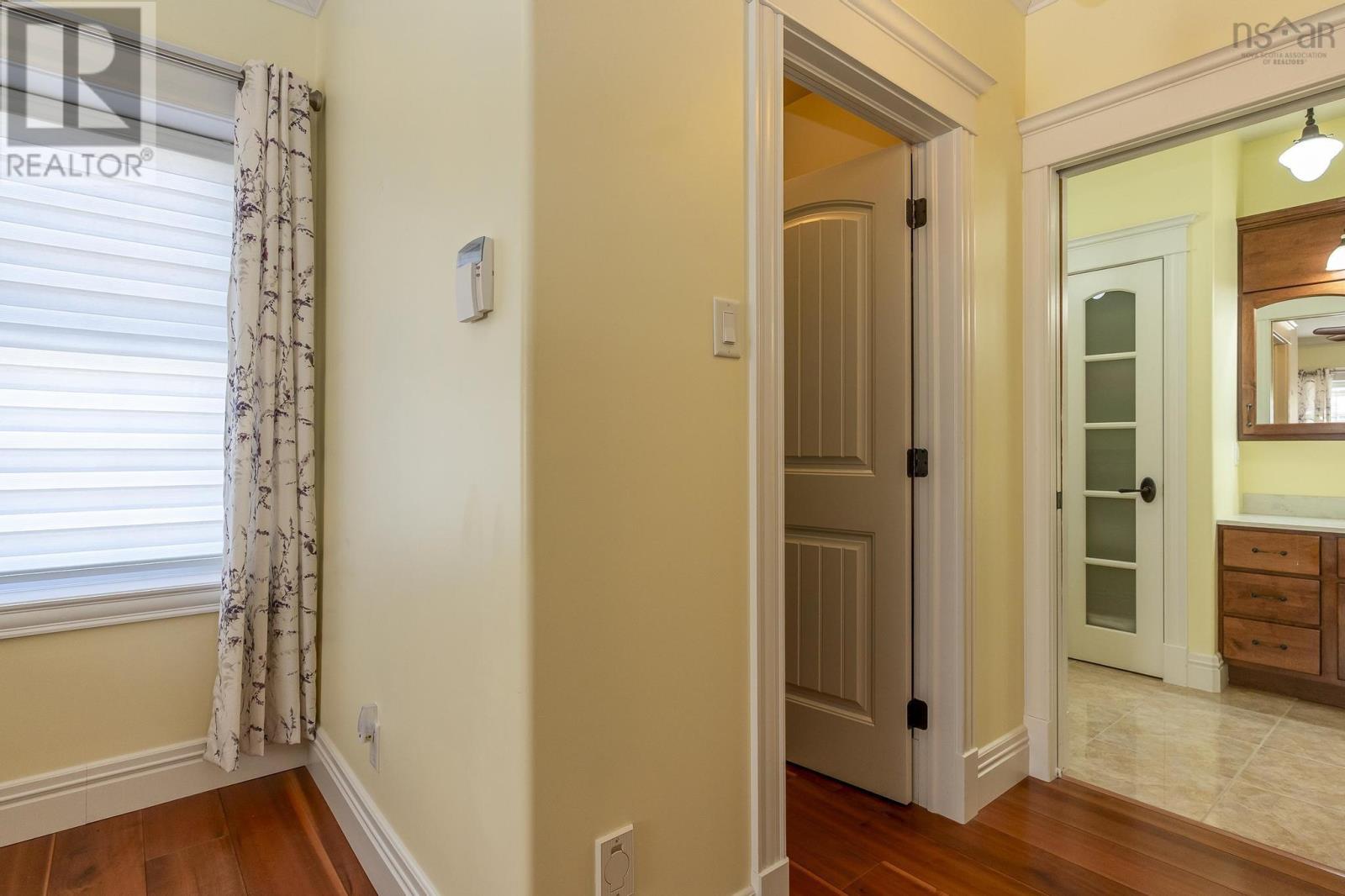 Property 26 of 49 of 103 Oakwood Drive