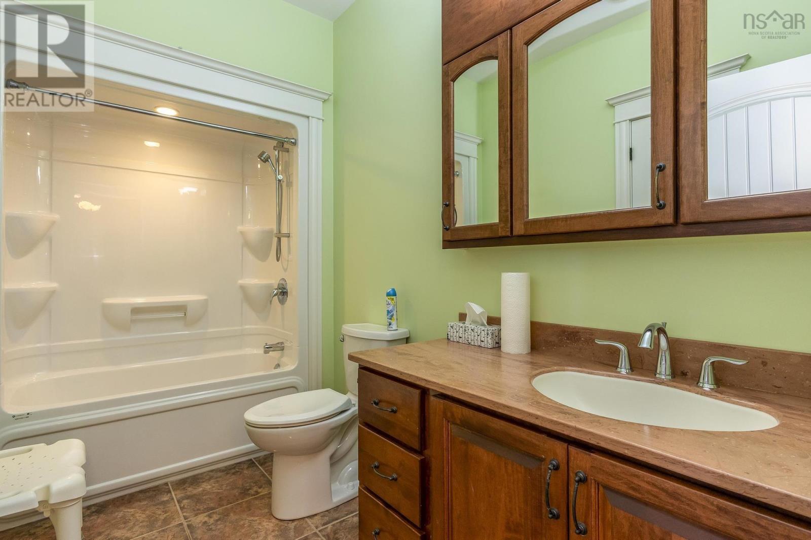 Property 17 of 49 of 103 Oakwood Drive