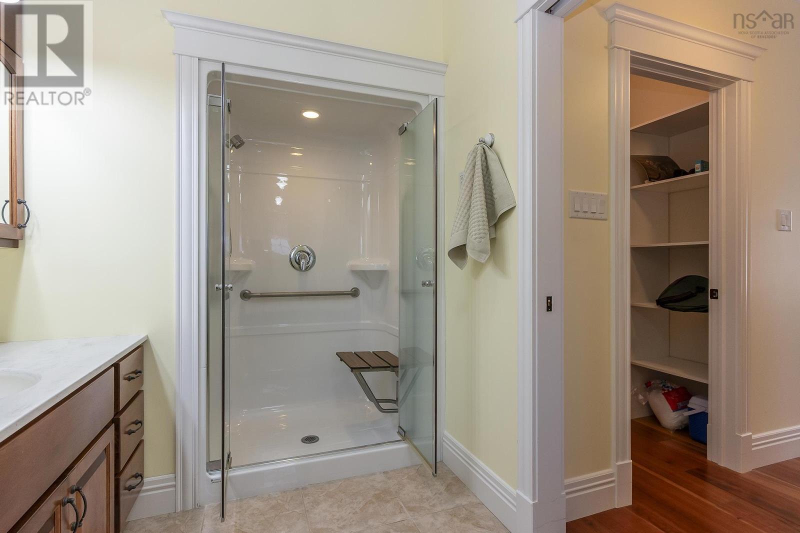 Property 28 of 49 of 103 Oakwood Drive