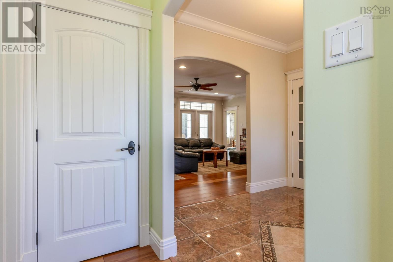 Property 16 of 49 of 103 Oakwood Drive