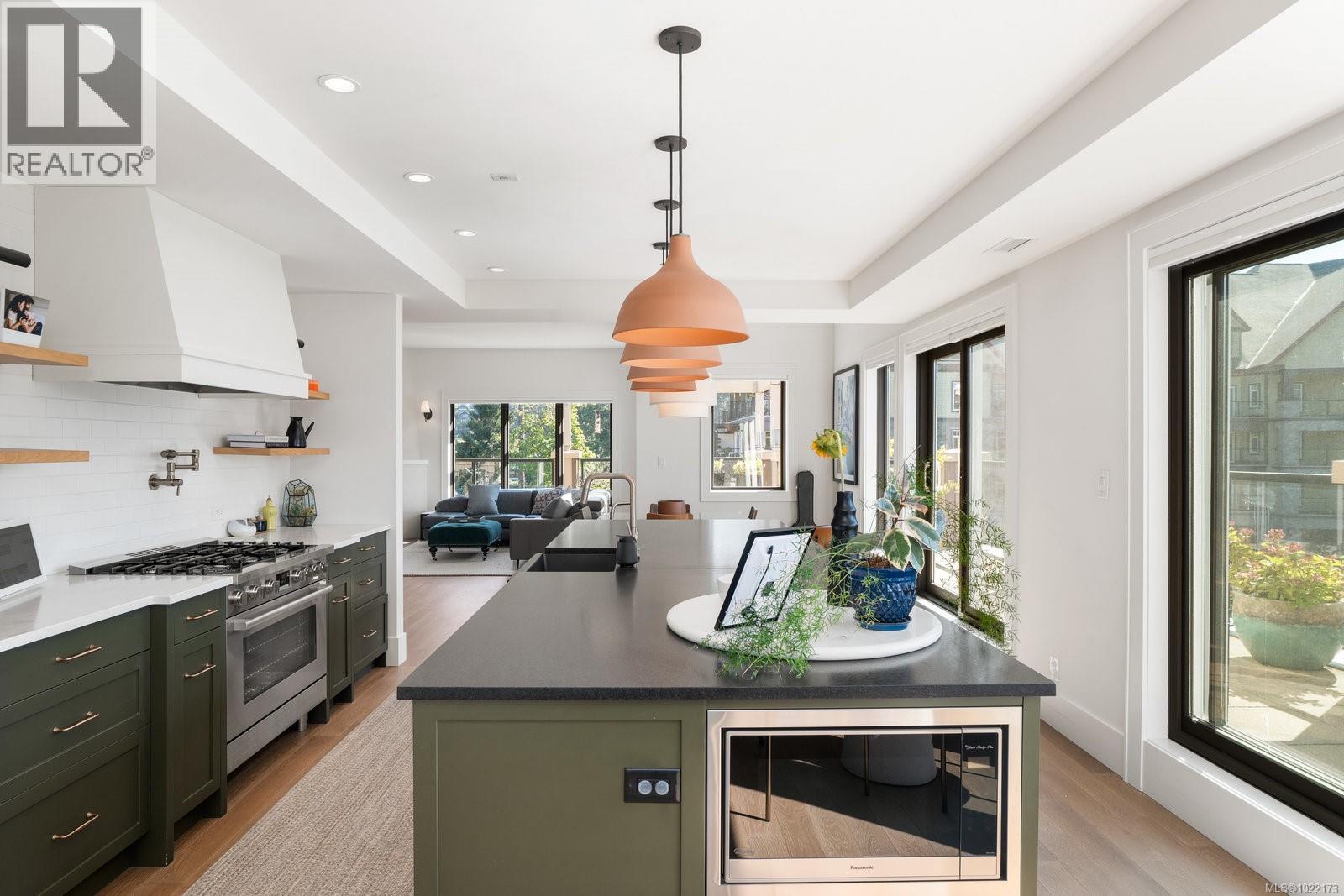 416 1335 Bear Mountain Pkwy, Langford