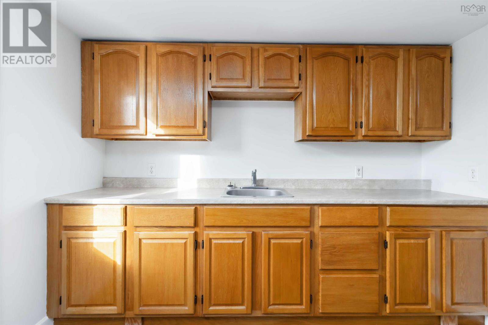 Property 23 of 50 of 4 Hayes Street