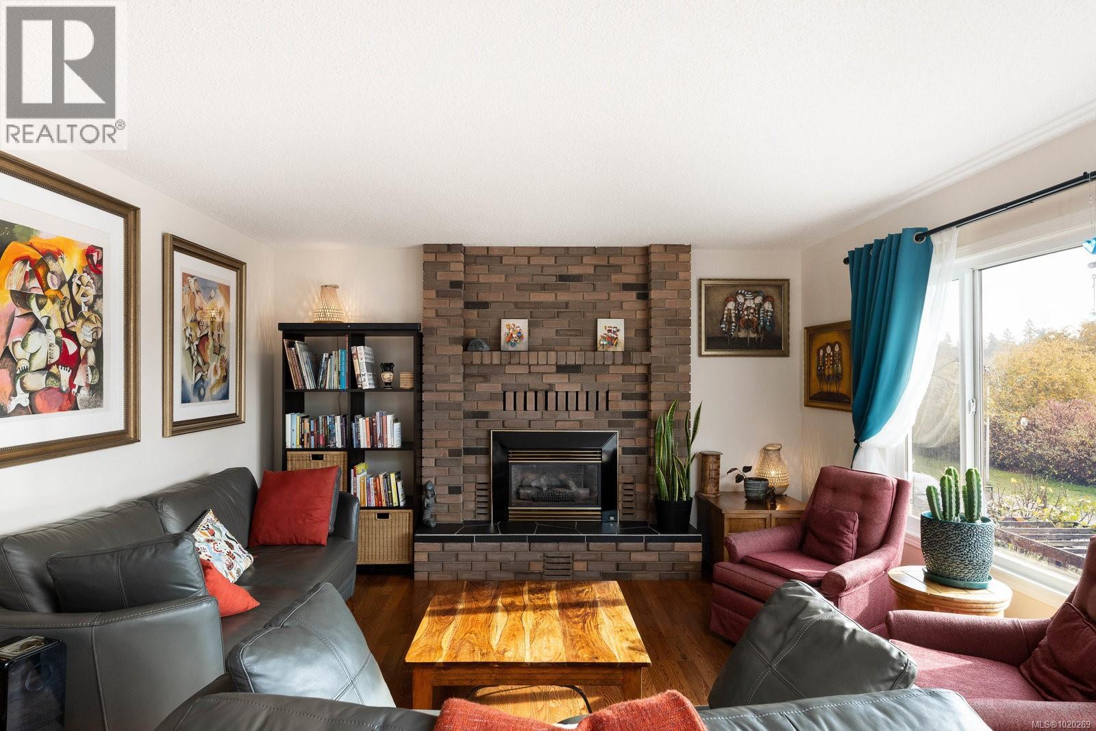 3955 Nelthorpe St, Saanich